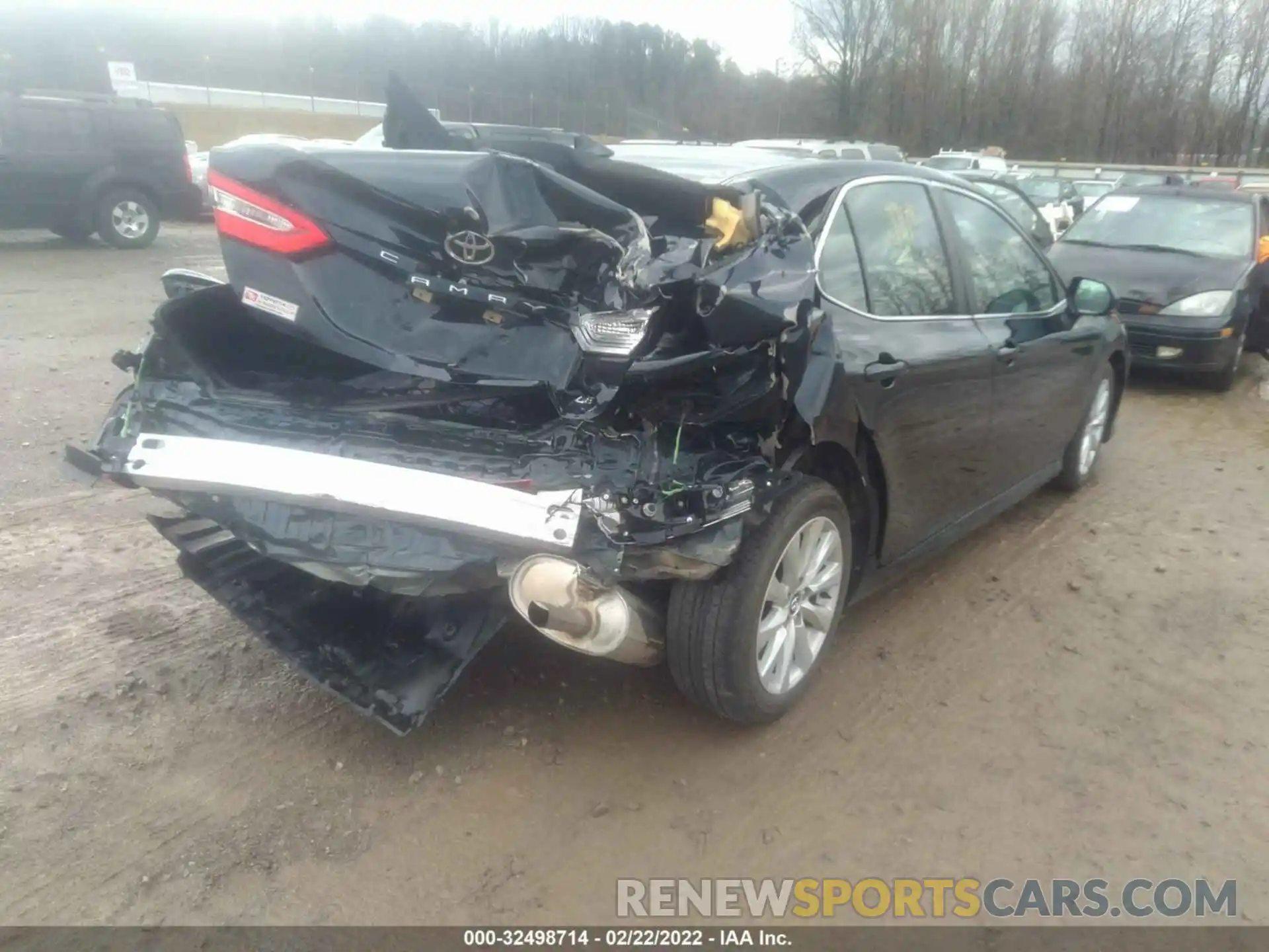 4 Photograph of a damaged car 4T1C11AK5LU921591 TOYOTA CAMRY 2020