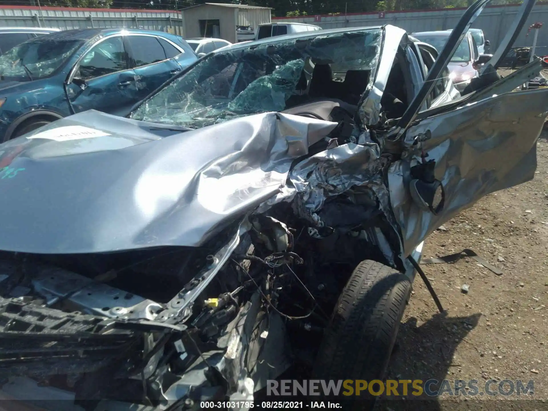 6 Photograph of a damaged car 4T1C11AK5LU927343 TOYOTA CAMRY 2020