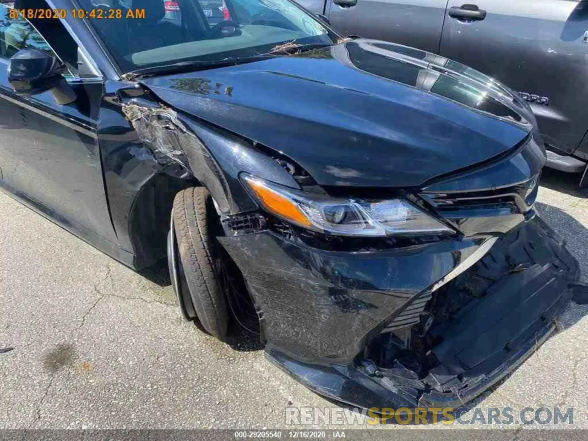 1 Photograph of a damaged car 4T1C11AK5LU932249 TOYOTA CAMRY 2020