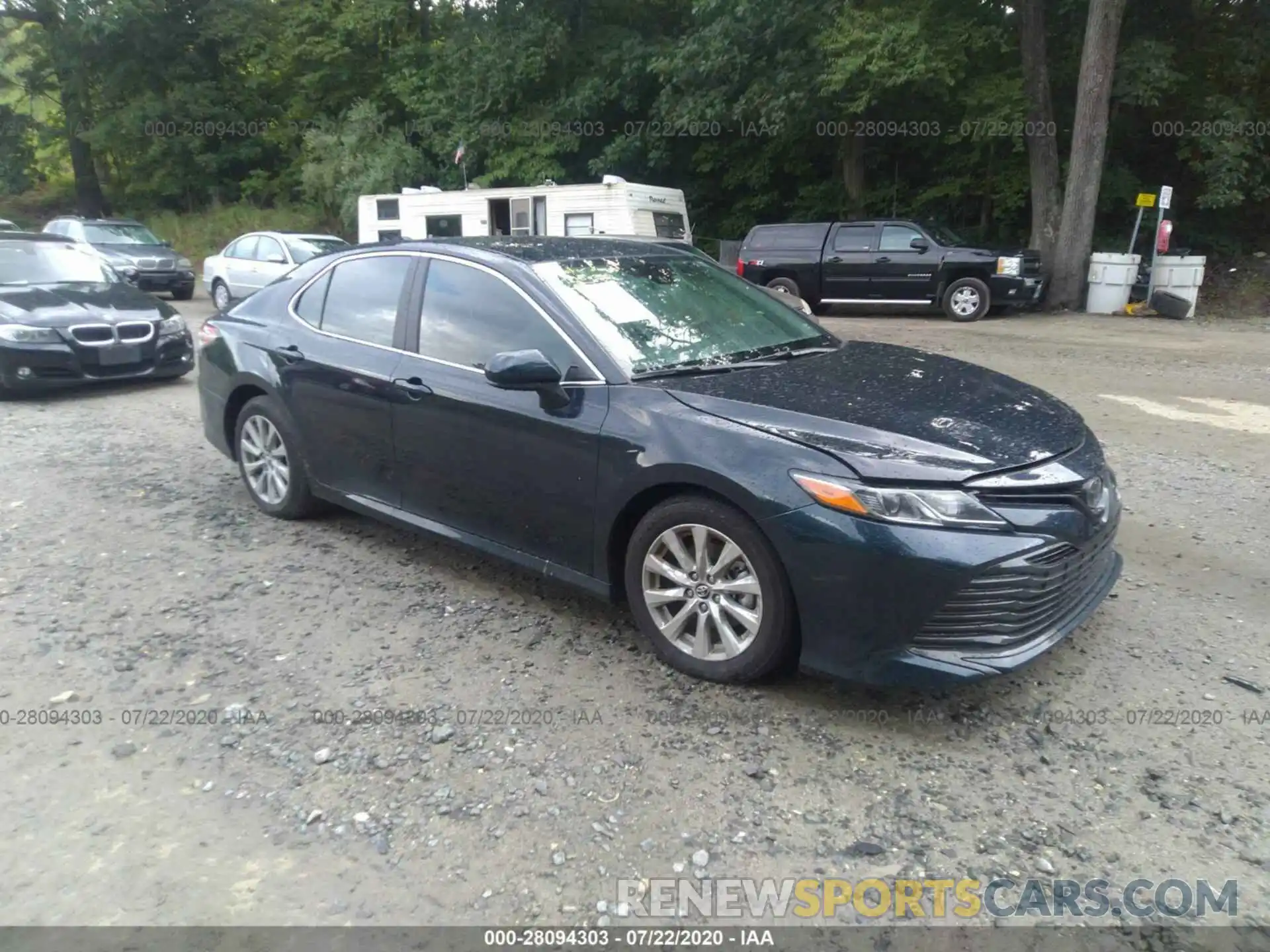 1 Photograph of a damaged car 4T1C11AK5LU938956 TOYOTA CAMRY 2020