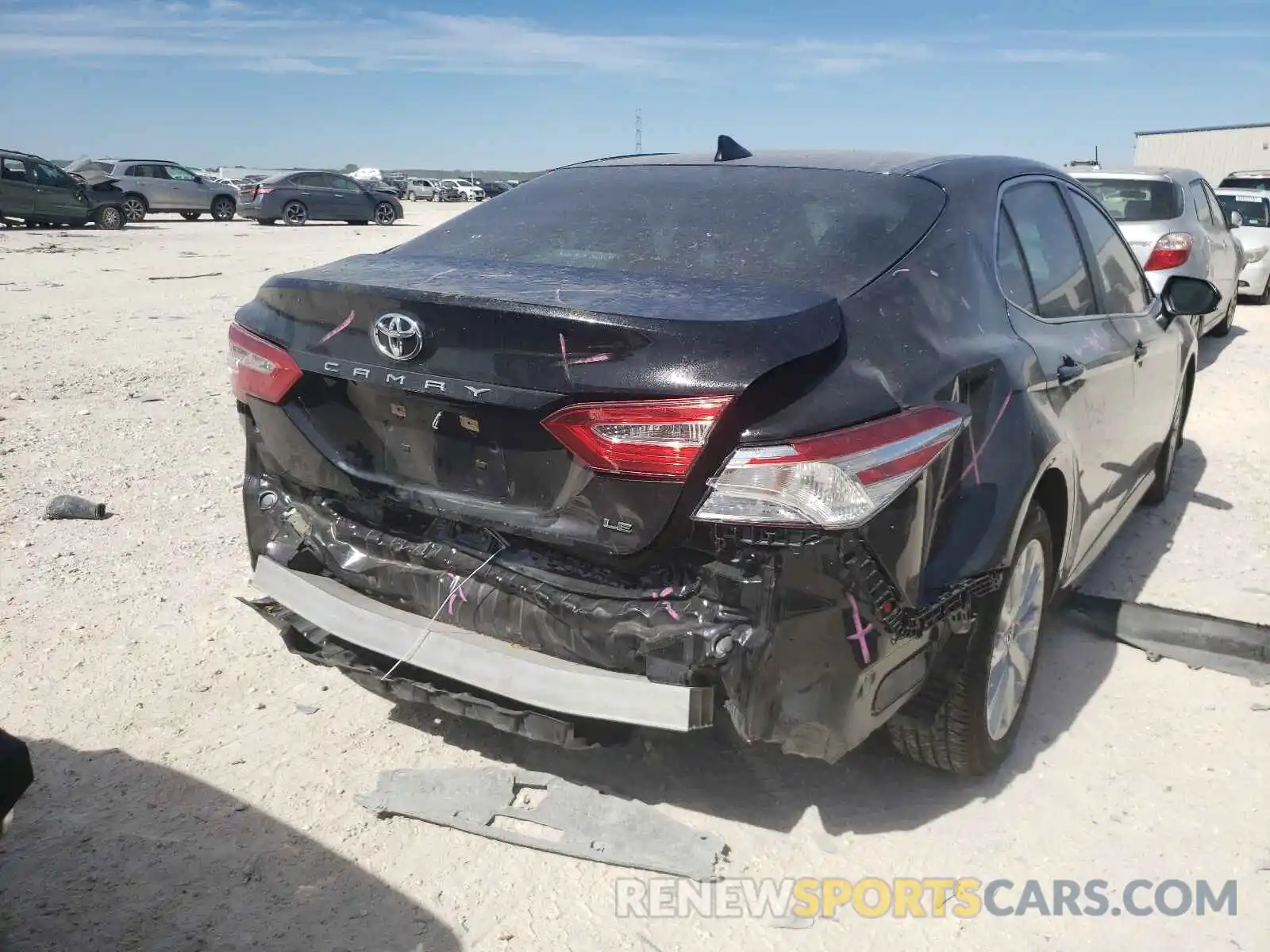 9 Photograph of a damaged car 4T1C11AK5LU943395 TOYOTA CAMRY 2020