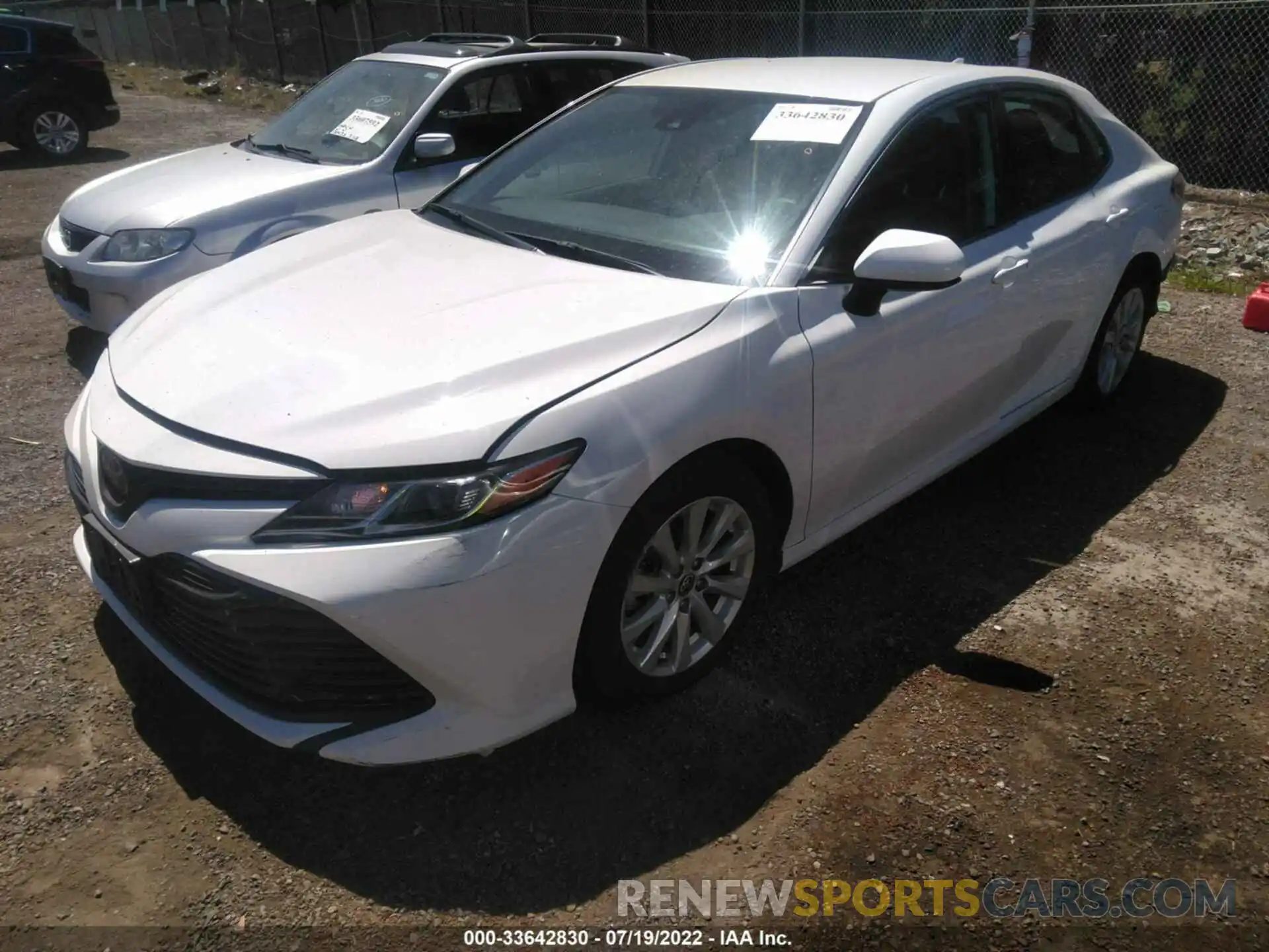 2 Photograph of a damaged car 4T1C11AK5LU945535 TOYOTA CAMRY 2020