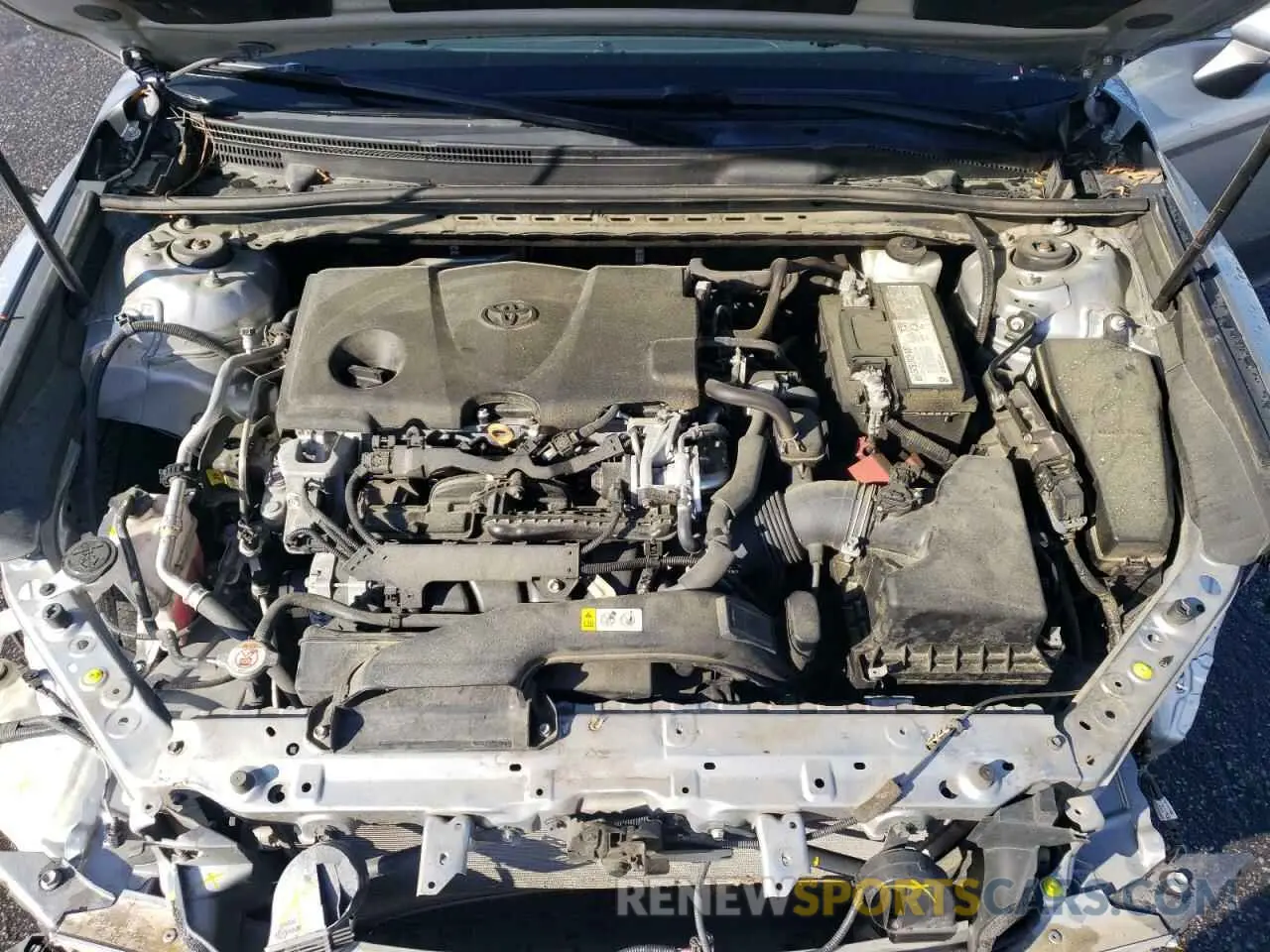 12 Photograph of a damaged car 4T1C11AK5LU947446 TOYOTA CAMRY 2020