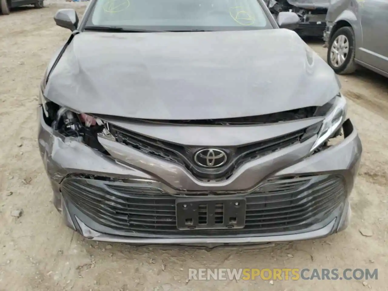 9 Photograph of a damaged car 4T1C11AK5LU951285 TOYOTA CAMRY 2020