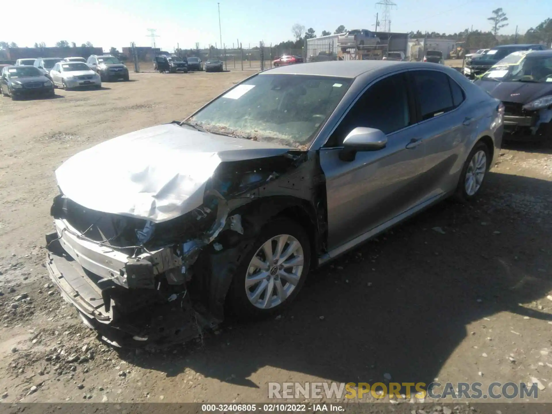 2 Photograph of a damaged car 4T1C11AK5LU962027 TOYOTA CAMRY 2020