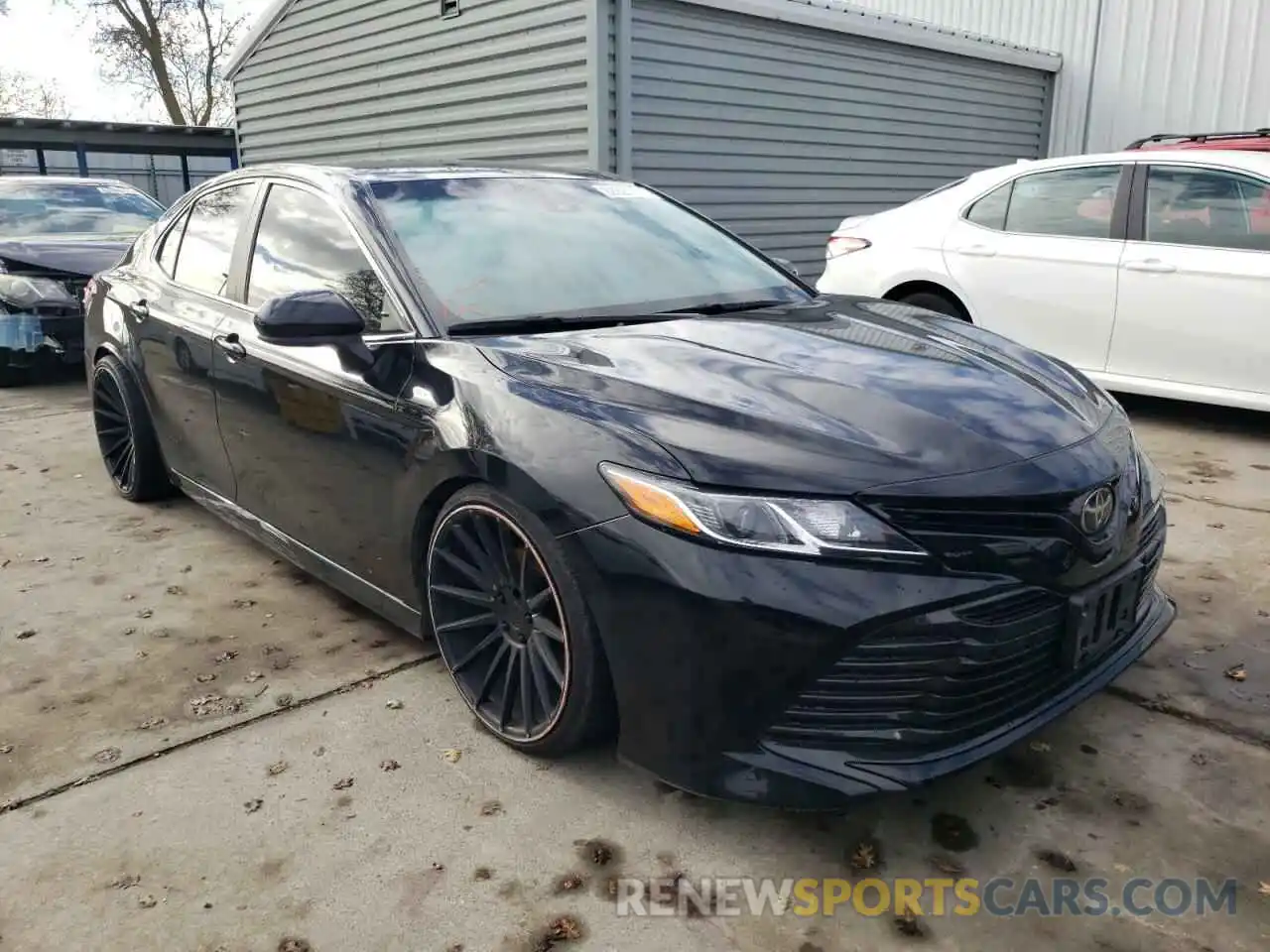 1 Photograph of a damaged car 4T1C11AK5LU973612 TOYOTA CAMRY 2020