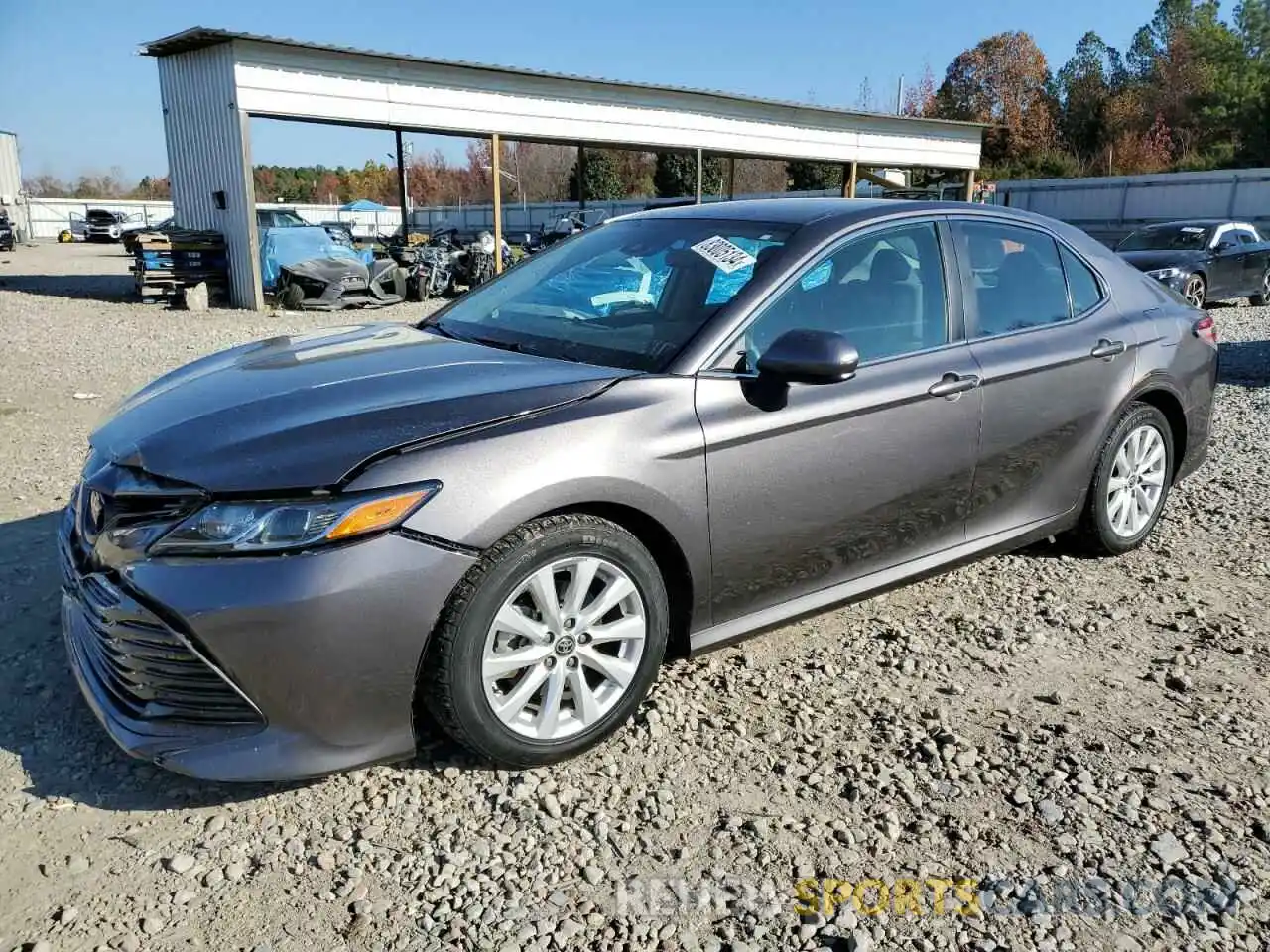 1 Photograph of a damaged car 4T1C11AK5LU977837 TOYOTA CAMRY 2020