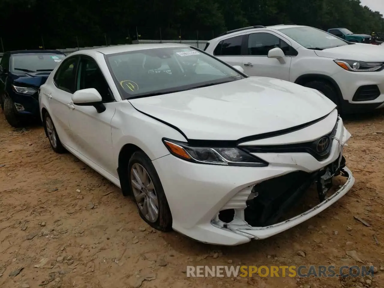 1 Photograph of a damaged car 4T1C11AK5LU982388 TOYOTA CAMRY 2020