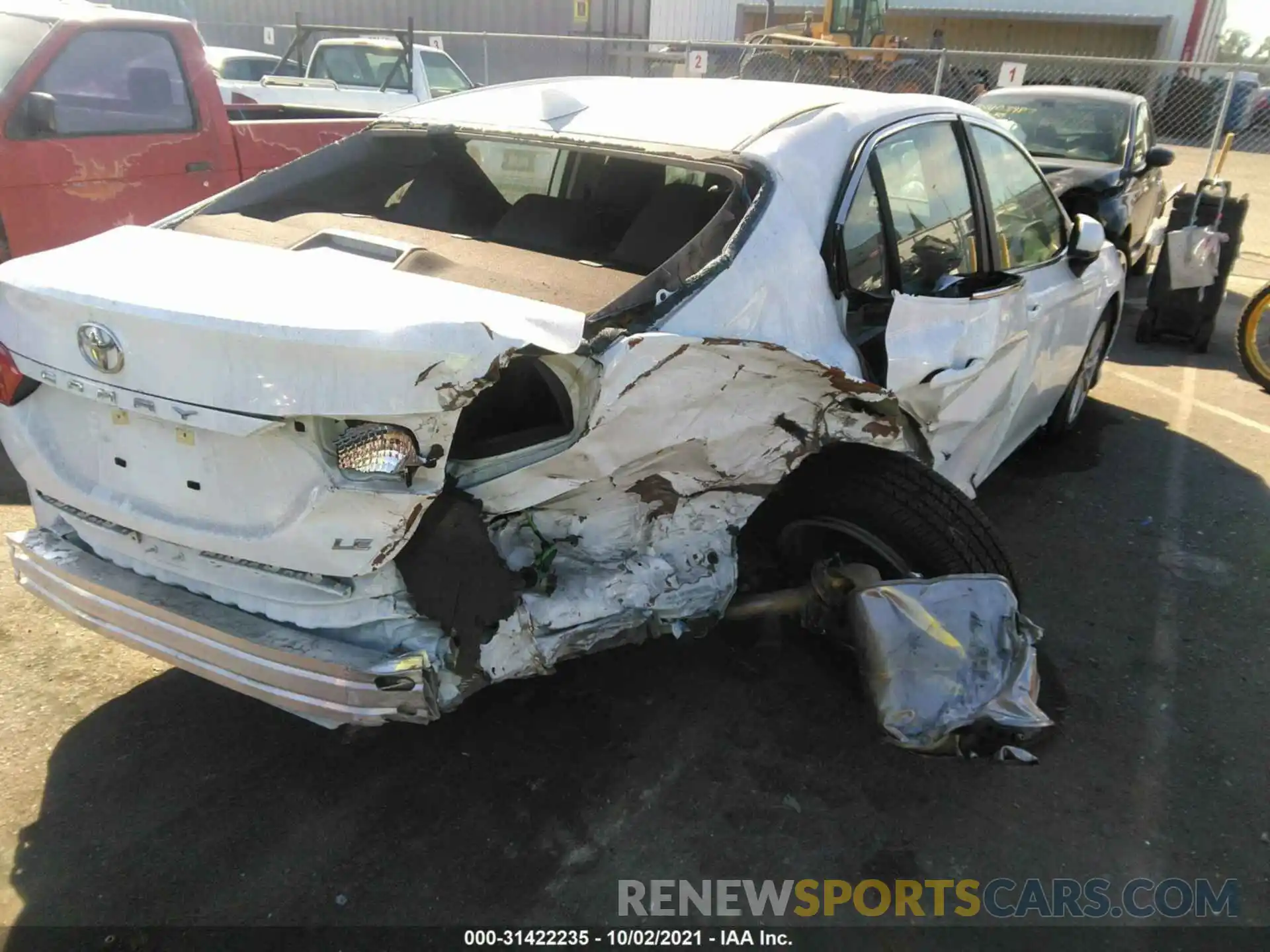 4 Photograph of a damaged car 4T1C11AK5LU986974 TOYOTA CAMRY 2020