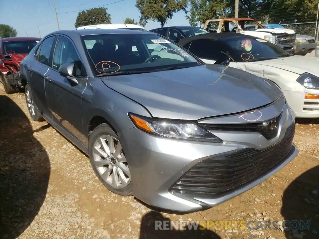 1 Photograph of a damaged car 4T1C11AK5LU988613 TOYOTA CAMRY 2020