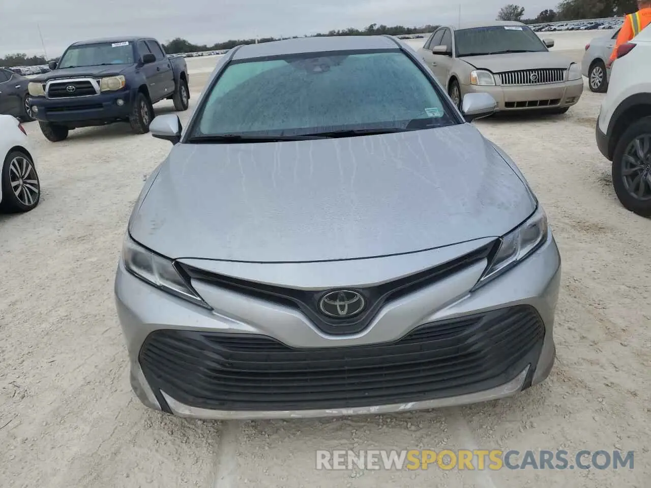 5 Photograph of a damaged car 4T1C11AK5LU994976 TOYOTA CAMRY 2020