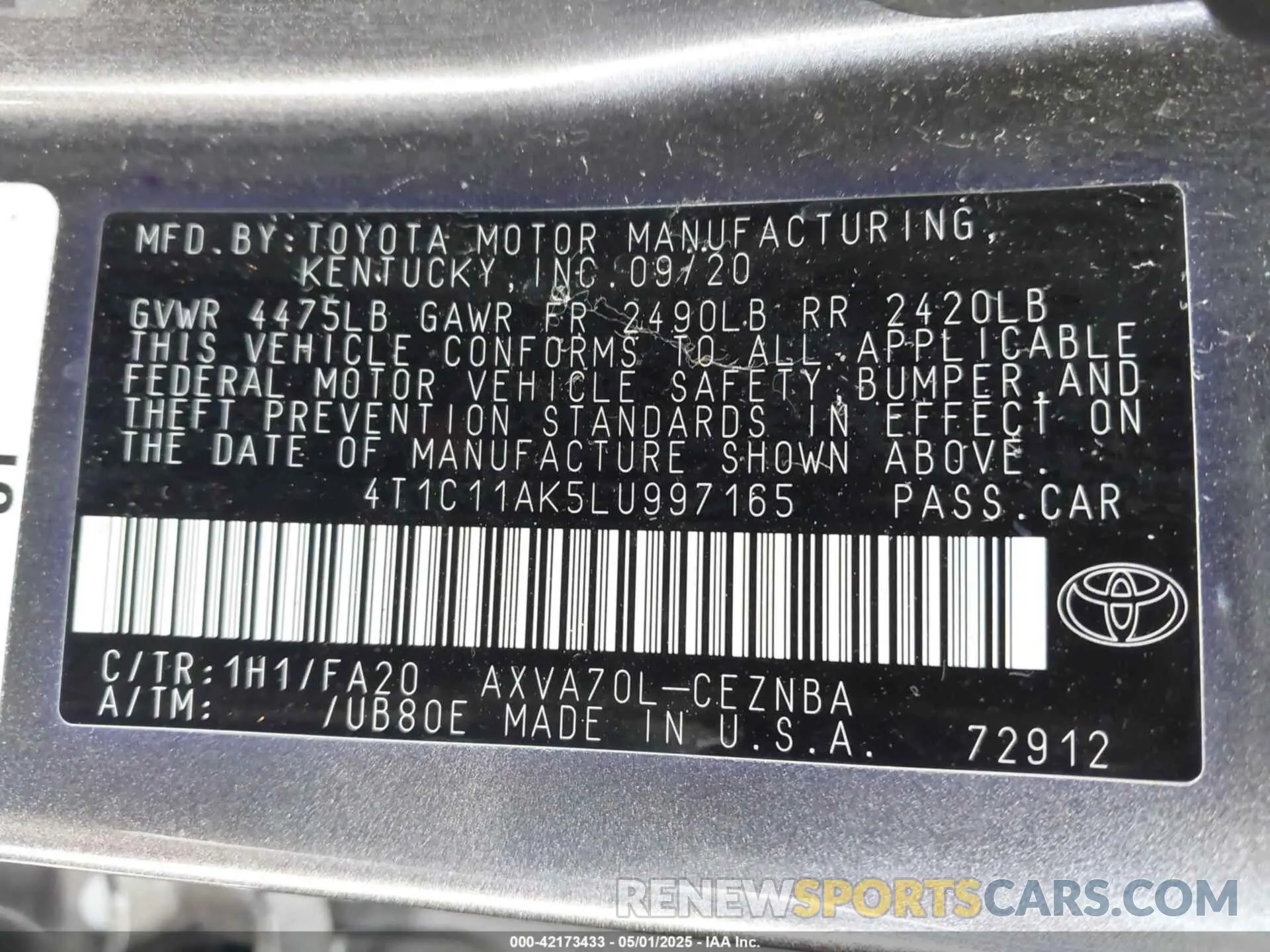 9 Photograph of a damaged car 4T1C11AK5LU997165 TOYOTA CAMRY 2020