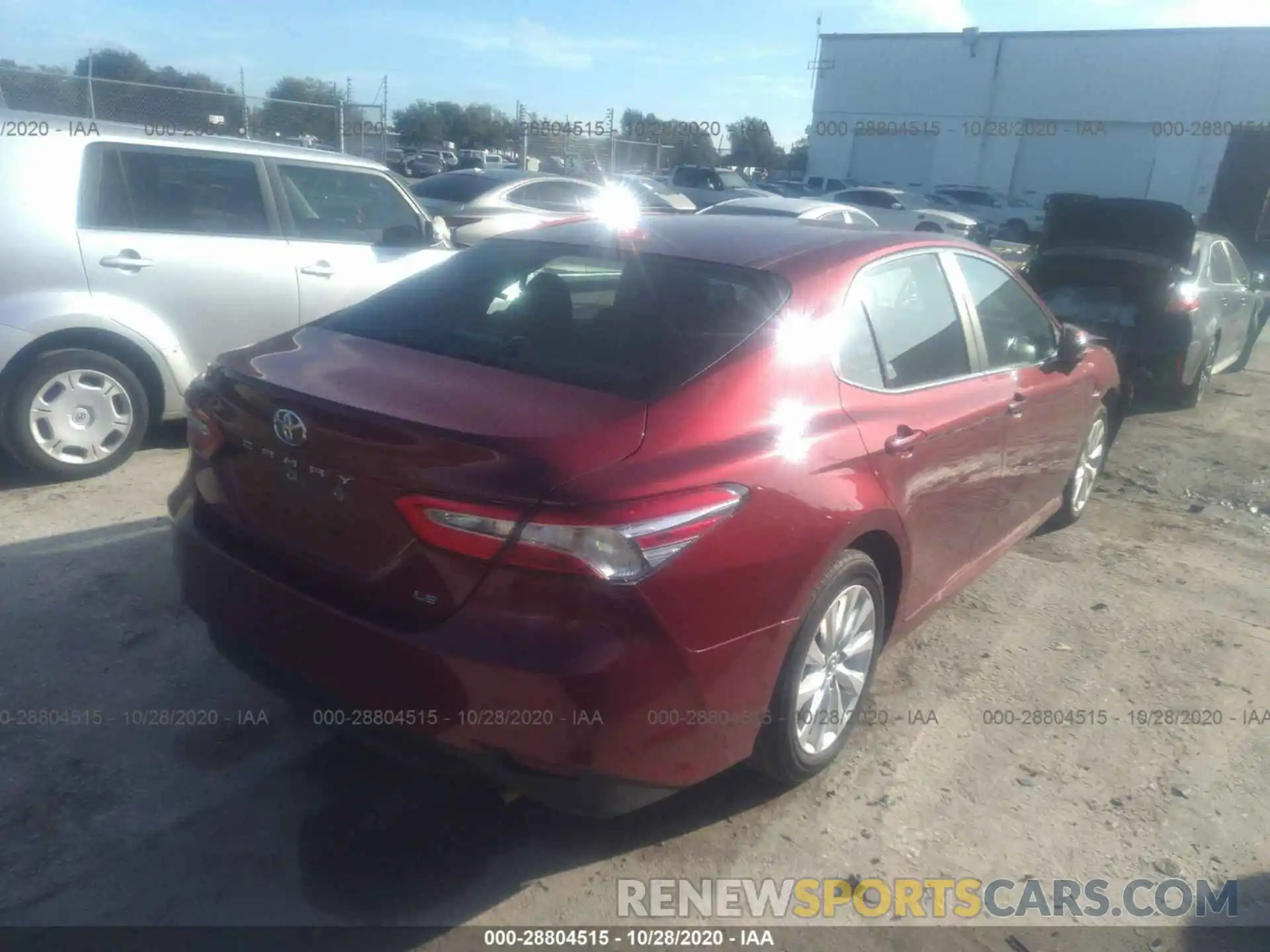 4 Photograph of a damaged car 4T1C11AK6LU307911 TOYOTA CAMRY 2020