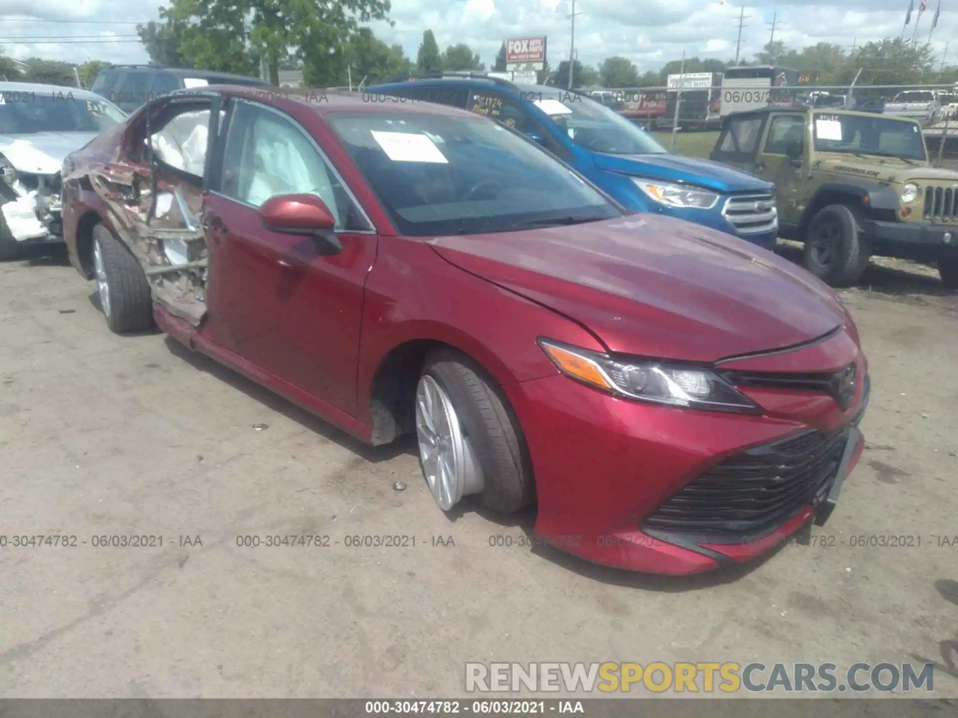 1 Photograph of a damaged car 4T1C11AK6LU338608 TOYOTA CAMRY 2020