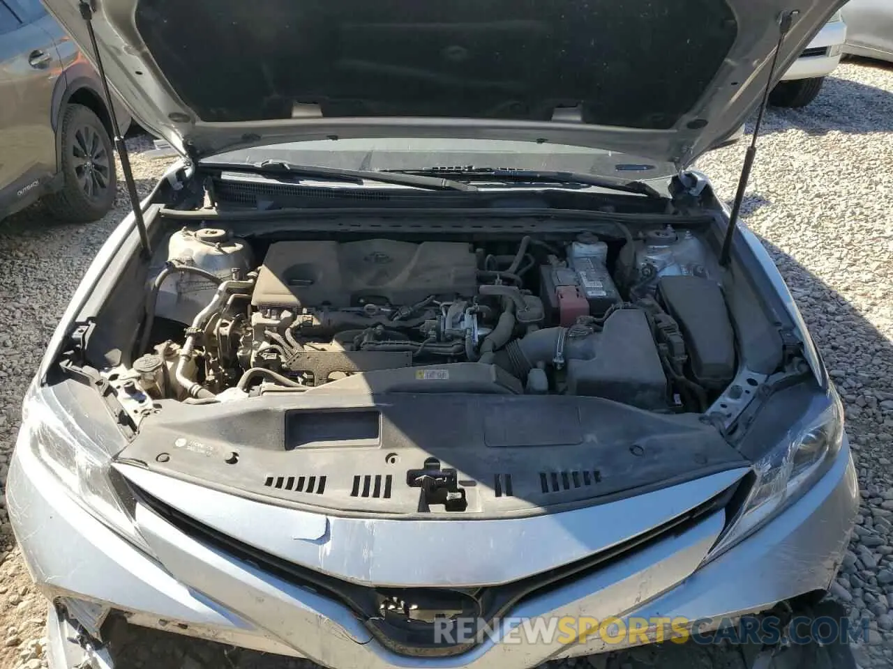 11 Photograph of a damaged car 4T1C11AK6LU345784 TOYOTA CAMRY 2020