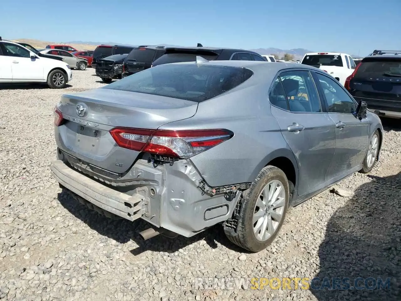 3 Photograph of a damaged car 4T1C11AK6LU345784 TOYOTA CAMRY 2020