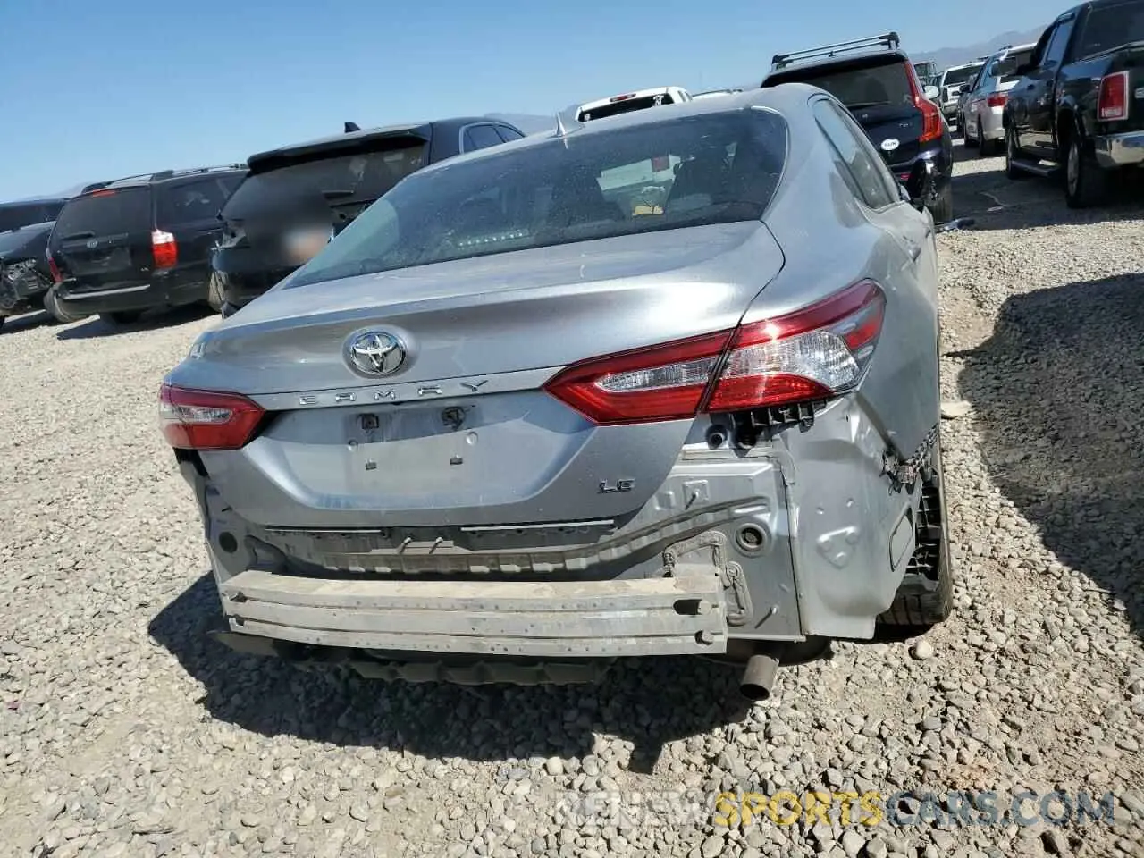 6 Photograph of a damaged car 4T1C11AK6LU345784 TOYOTA CAMRY 2020