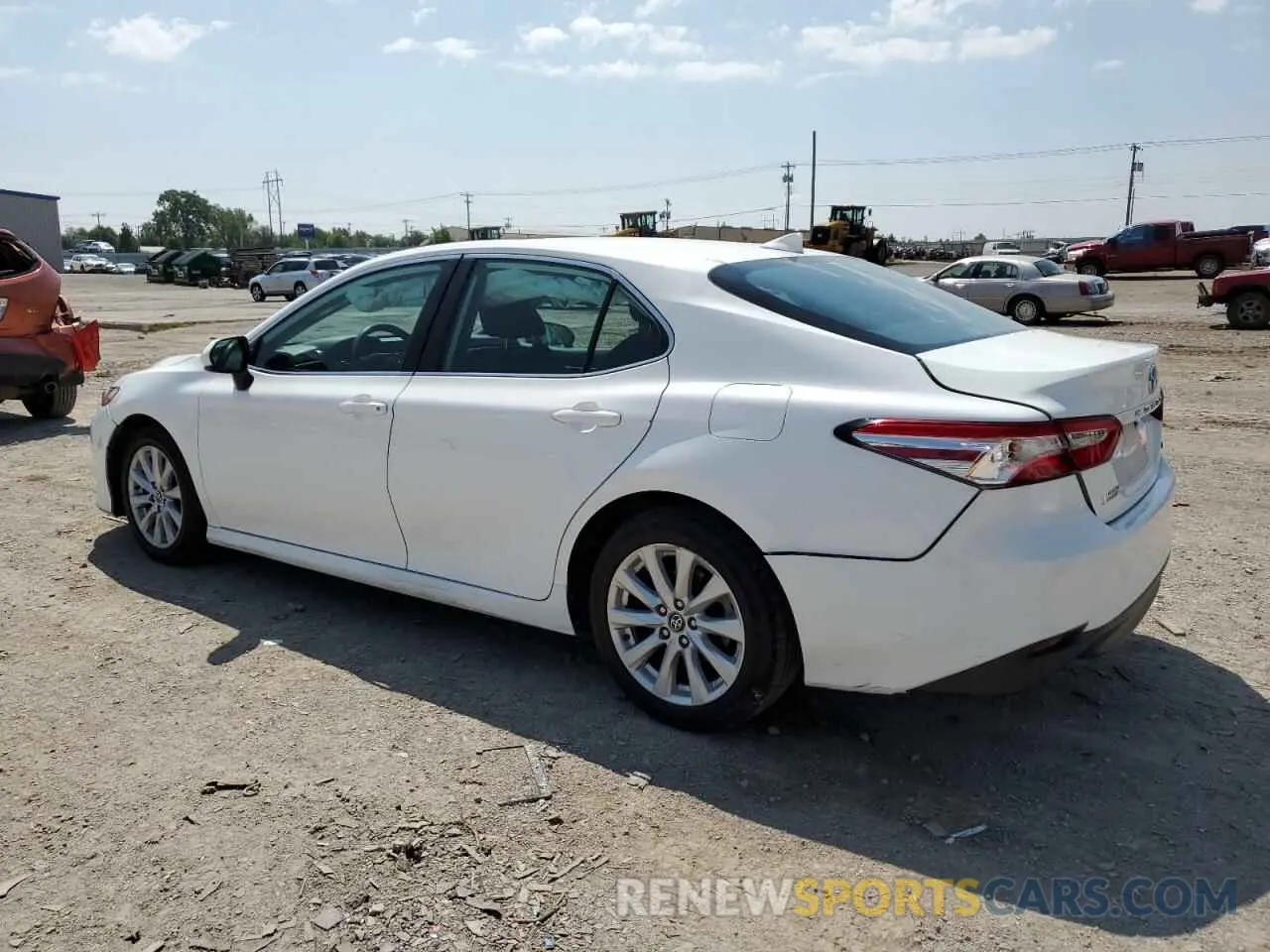 2 Photograph of a damaged car 4T1C11AK6LU346918 TOYOTA CAMRY 2020