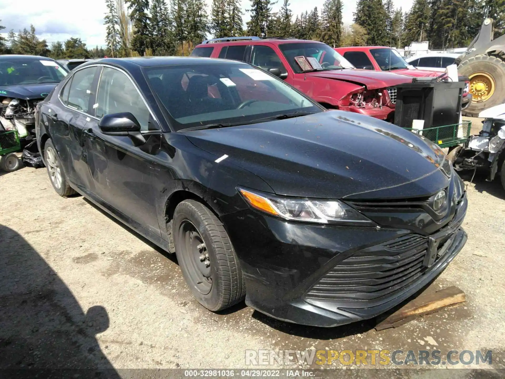 1 Photograph of a damaged car 4T1C11AK6LU347048 TOYOTA CAMRY 2020