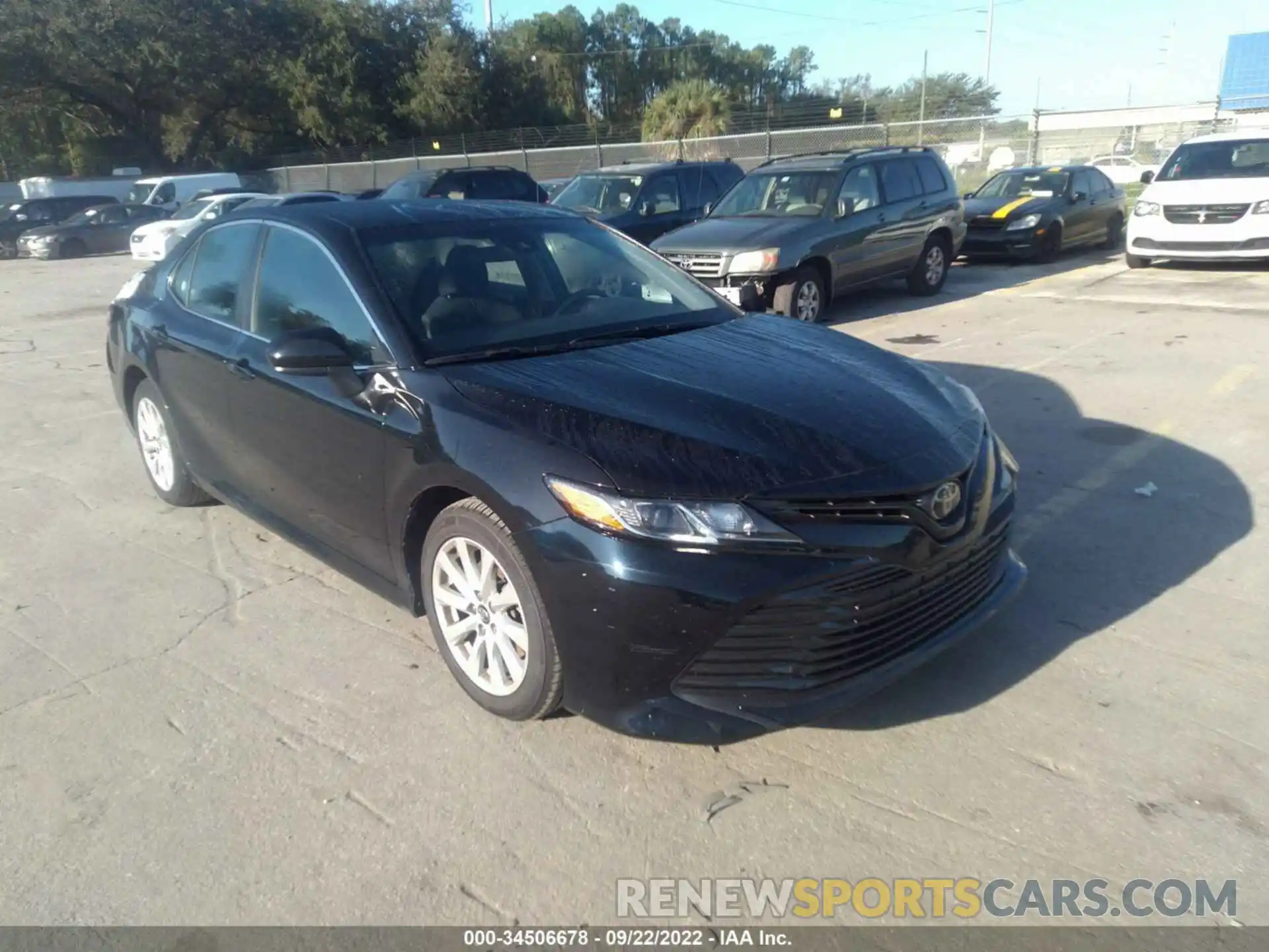 1 Photograph of a damaged car 4T1C11AK6LU351276 TOYOTA CAMRY 2020