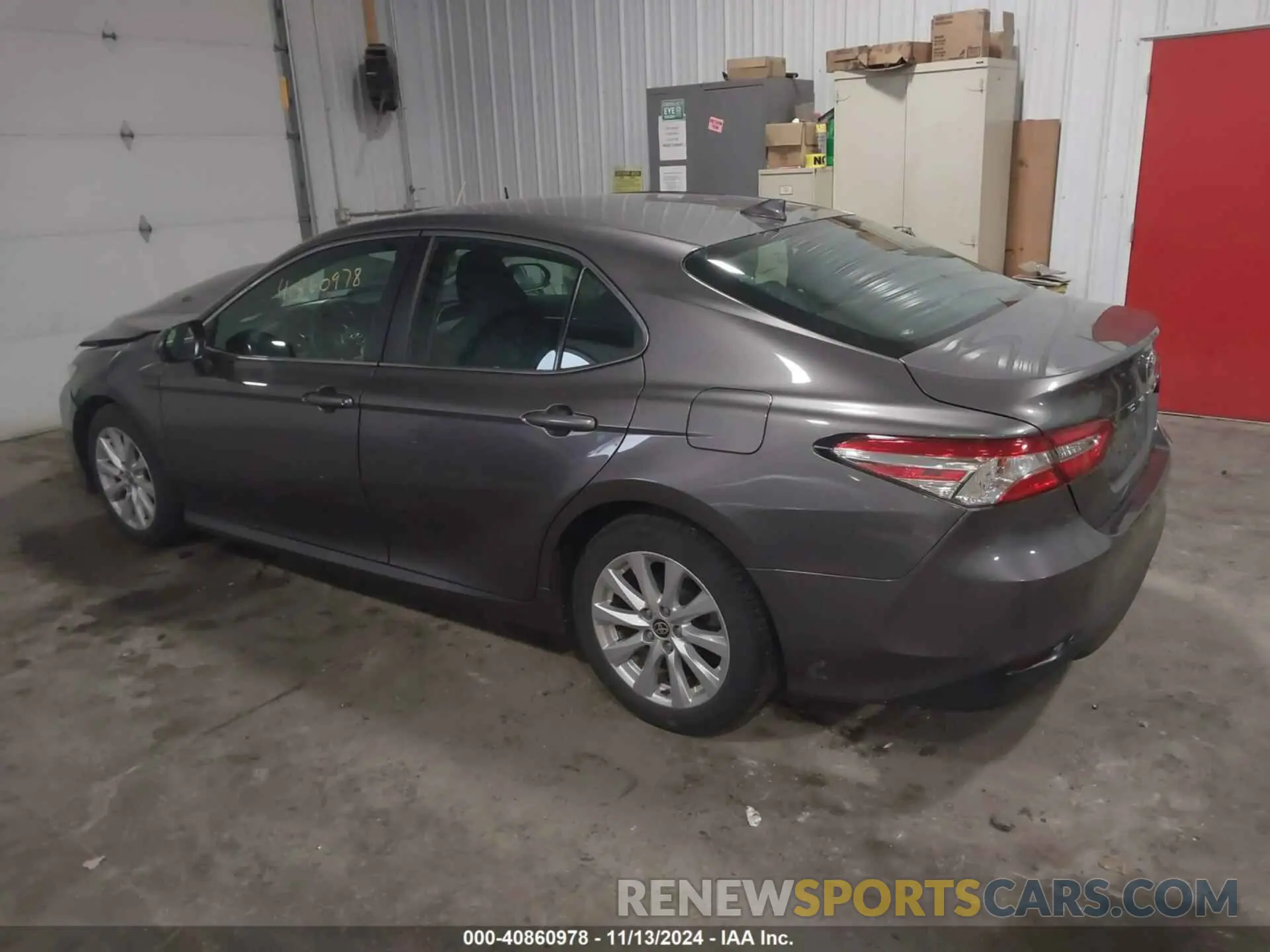 3 Photograph of a damaged car 4T1C11AK6LU359426 TOYOTA CAMRY 2020