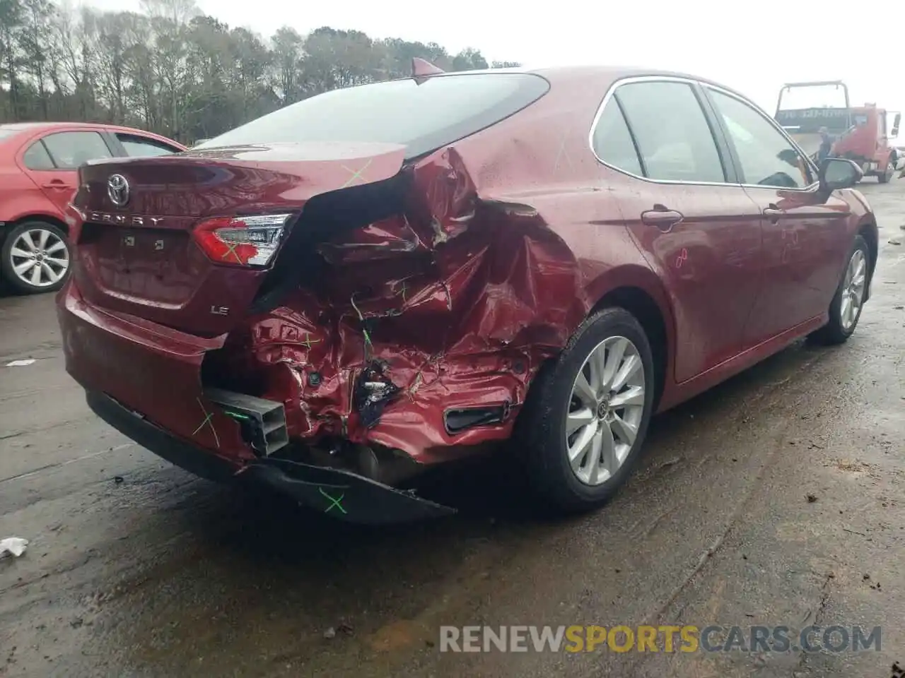 4 Photograph of a damaged car 4T1C11AK6LU380387 TOYOTA CAMRY 2020