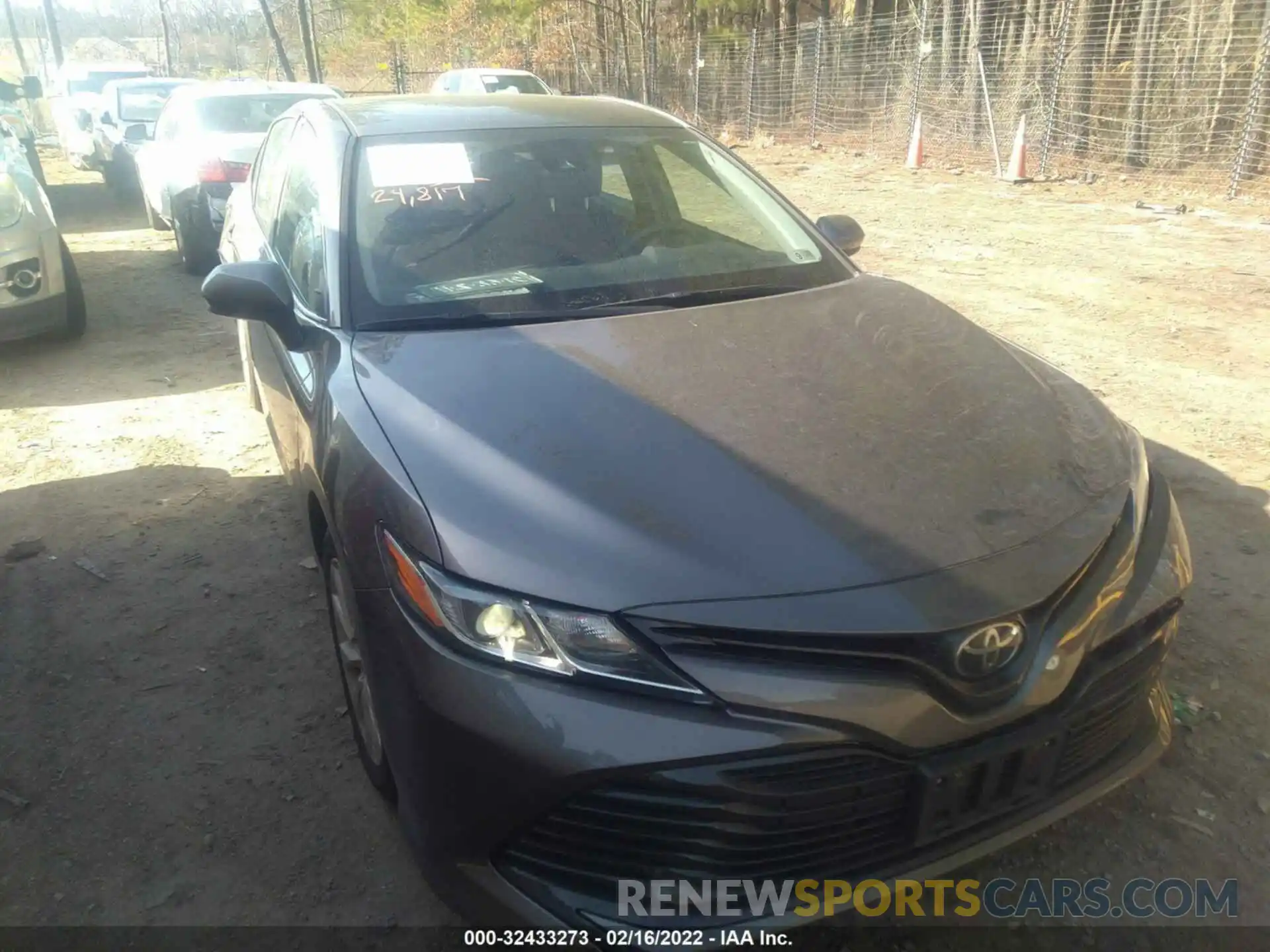 1 Photograph of a damaged car 4T1C11AK6LU394712 TOYOTA CAMRY 2020