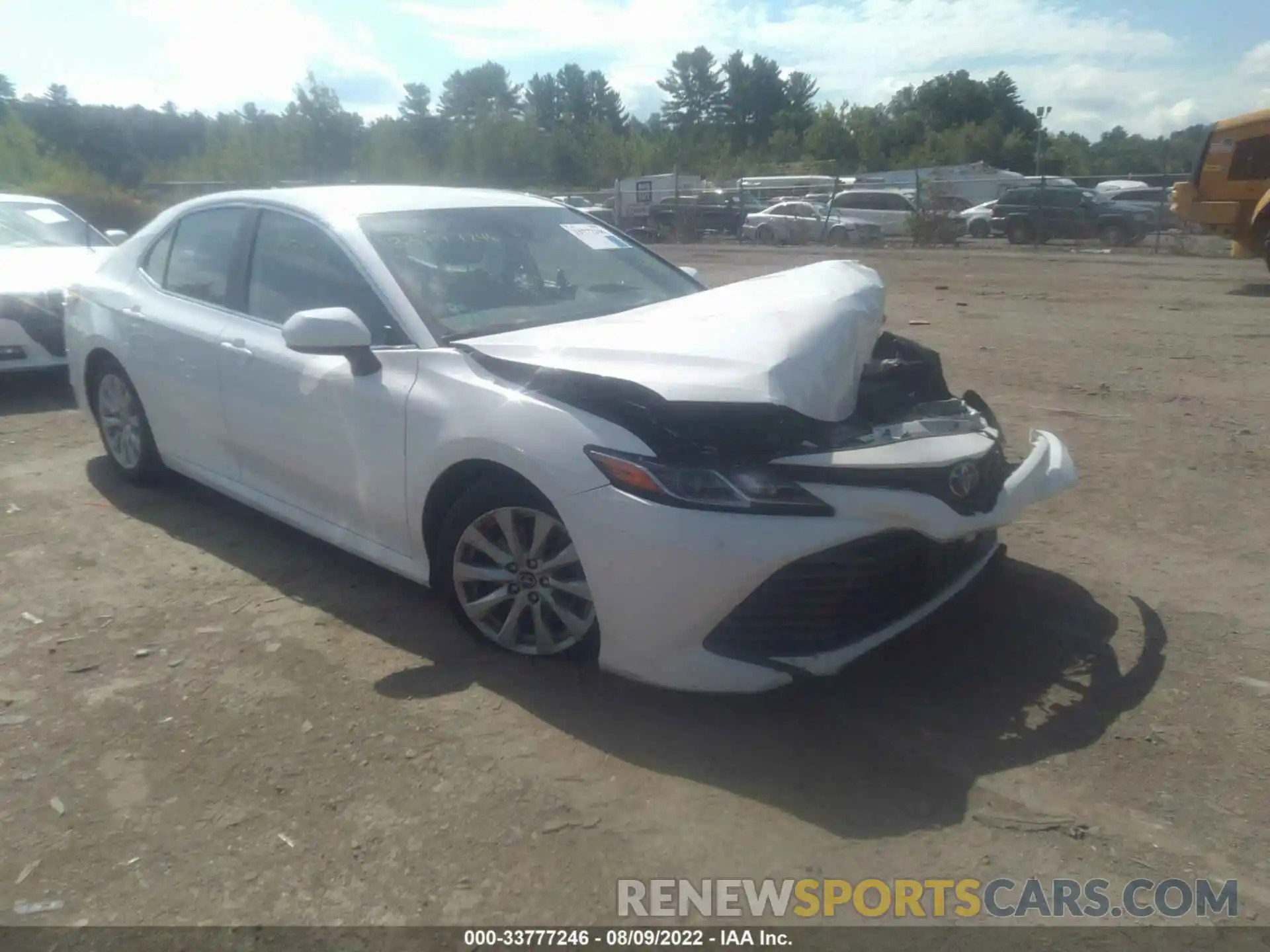 1 Photograph of a damaged car 4T1C11AK6LU861465 TOYOTA CAMRY 2020