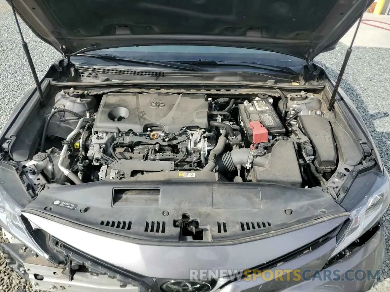 11 Photograph of a damaged car 4T1C11AK6LU864009 TOYOTA CAMRY 2020