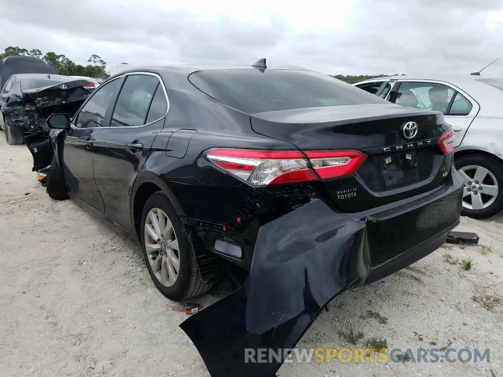 3 Photograph of a damaged car 4T1C11AK6LU867881 TOYOTA CAMRY 2020