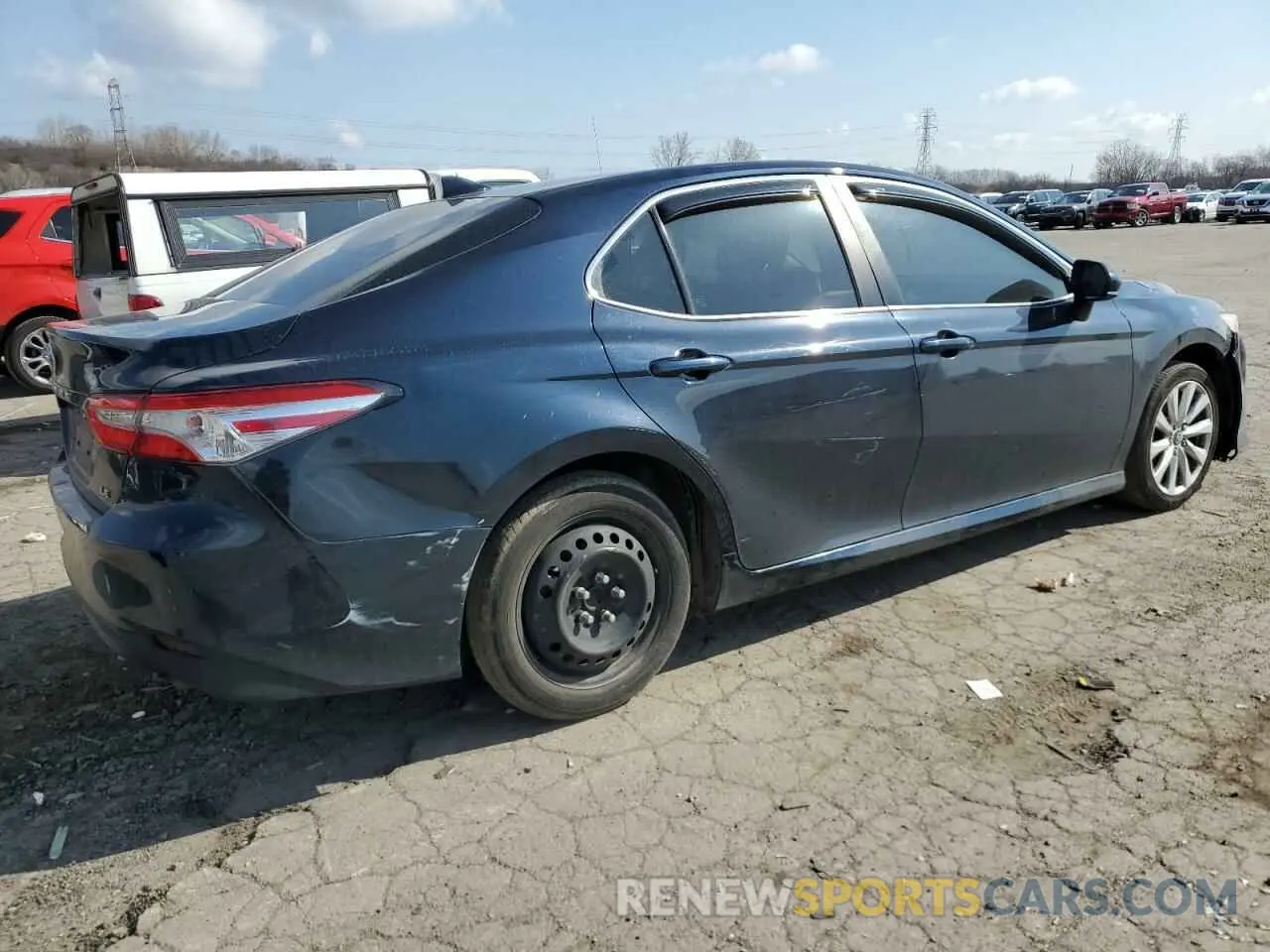 3 Photograph of a damaged car 4T1C11AK6LU872658 TOYOTA CAMRY 2020