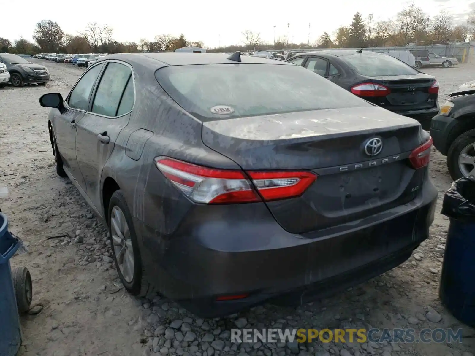 3 Photograph of a damaged car 4T1C11AK6LU882302 TOYOTA CAMRY 2020