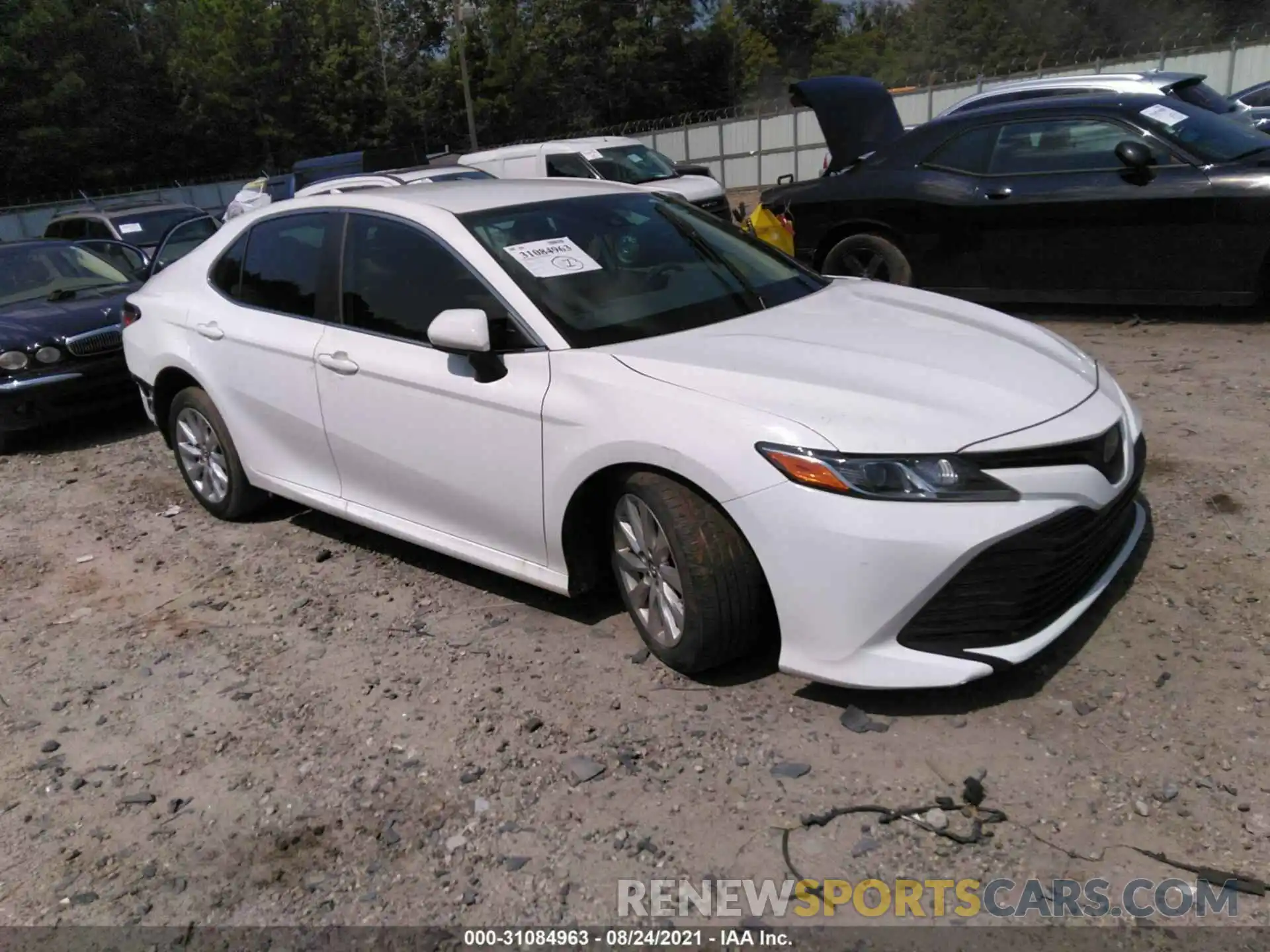 1 Photograph of a damaged car 4T1C11AK6LU884275 TOYOTA CAMRY 2020