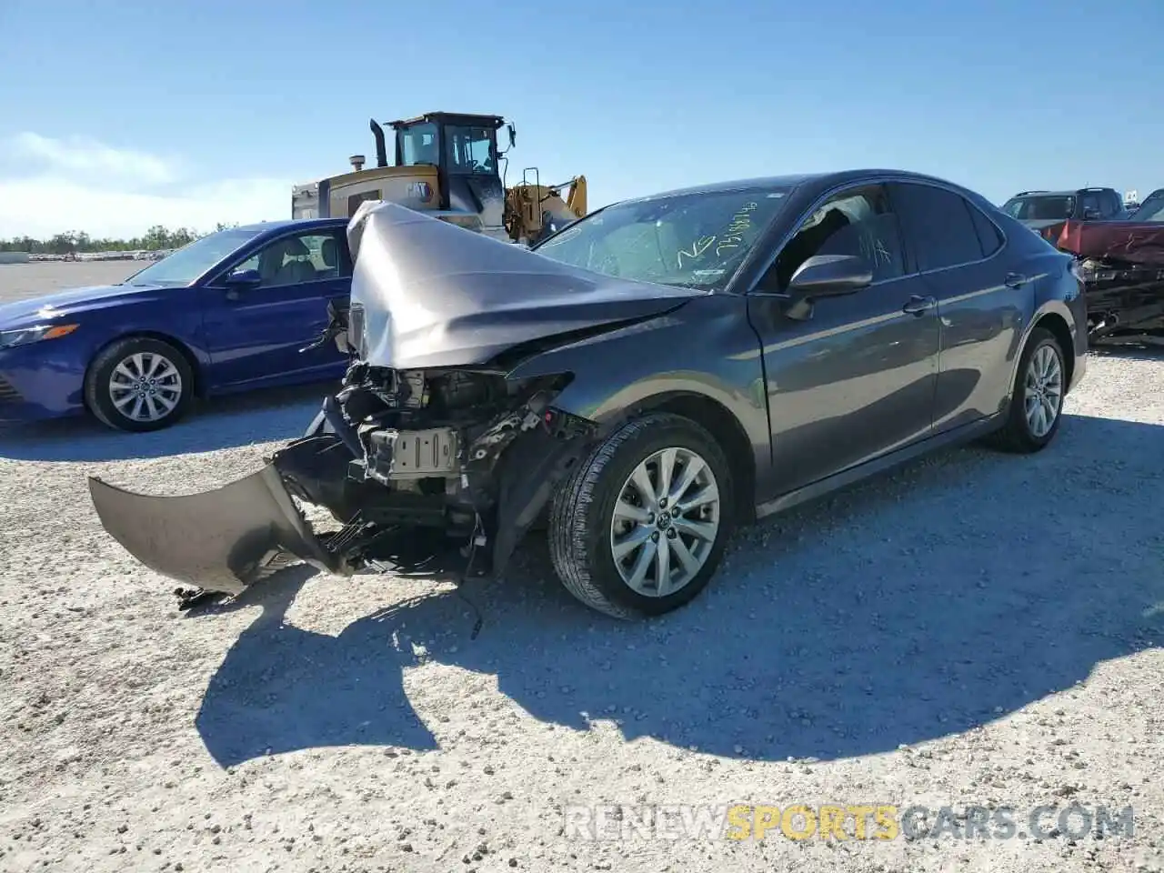 1 Photograph of a damaged car 4T1C11AK6LU886351 TOYOTA CAMRY 2020