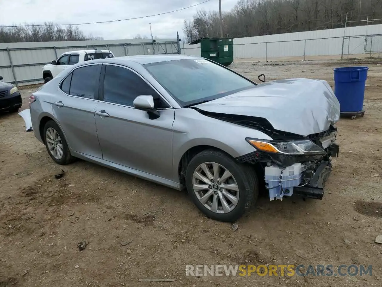 4 Photograph of a damaged car 4T1C11AK6LU905724 TOYOTA CAMRY 2020