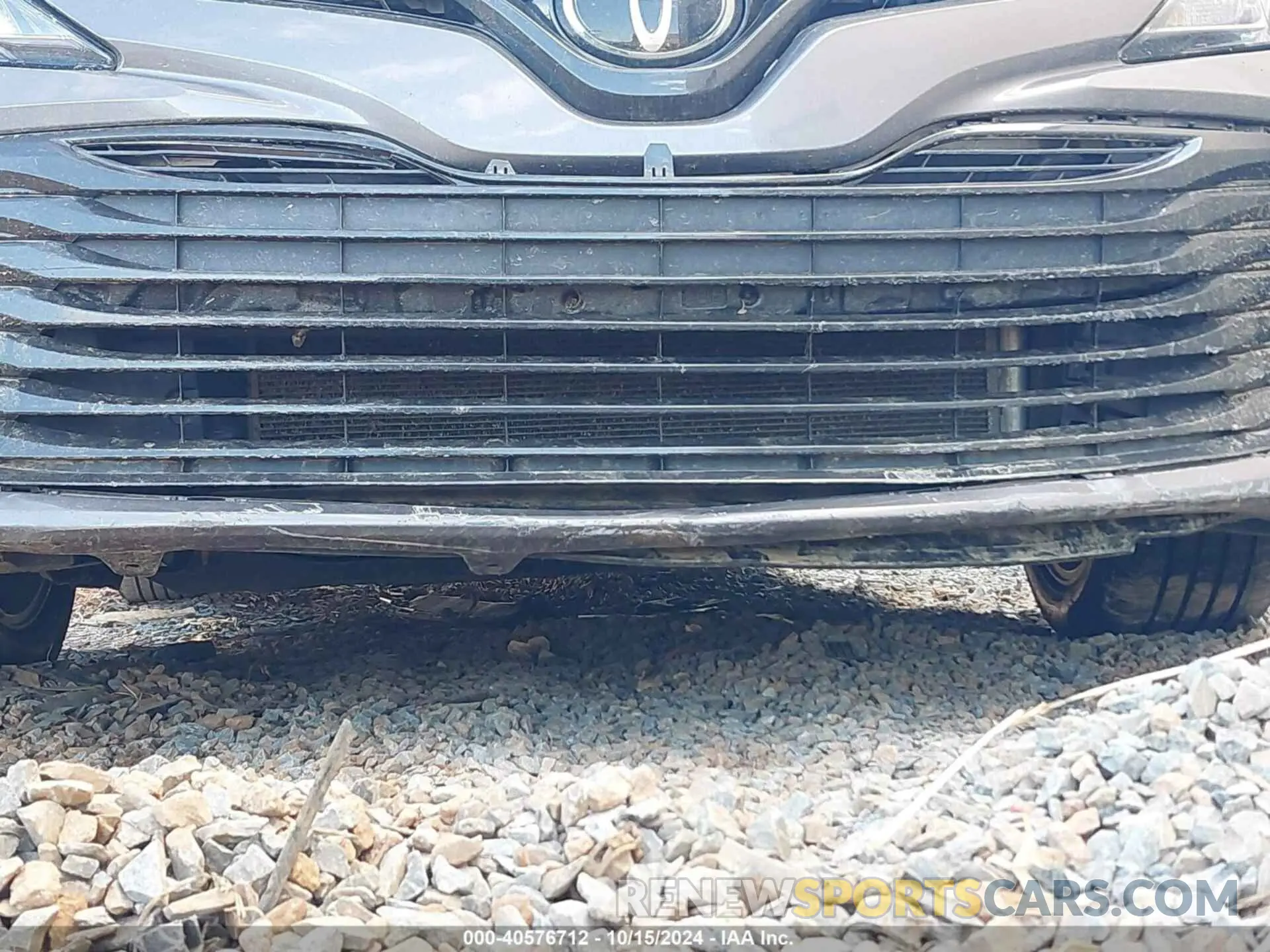 12 Photograph of a damaged car 4T1C11AK6LU911927 TOYOTA CAMRY 2020