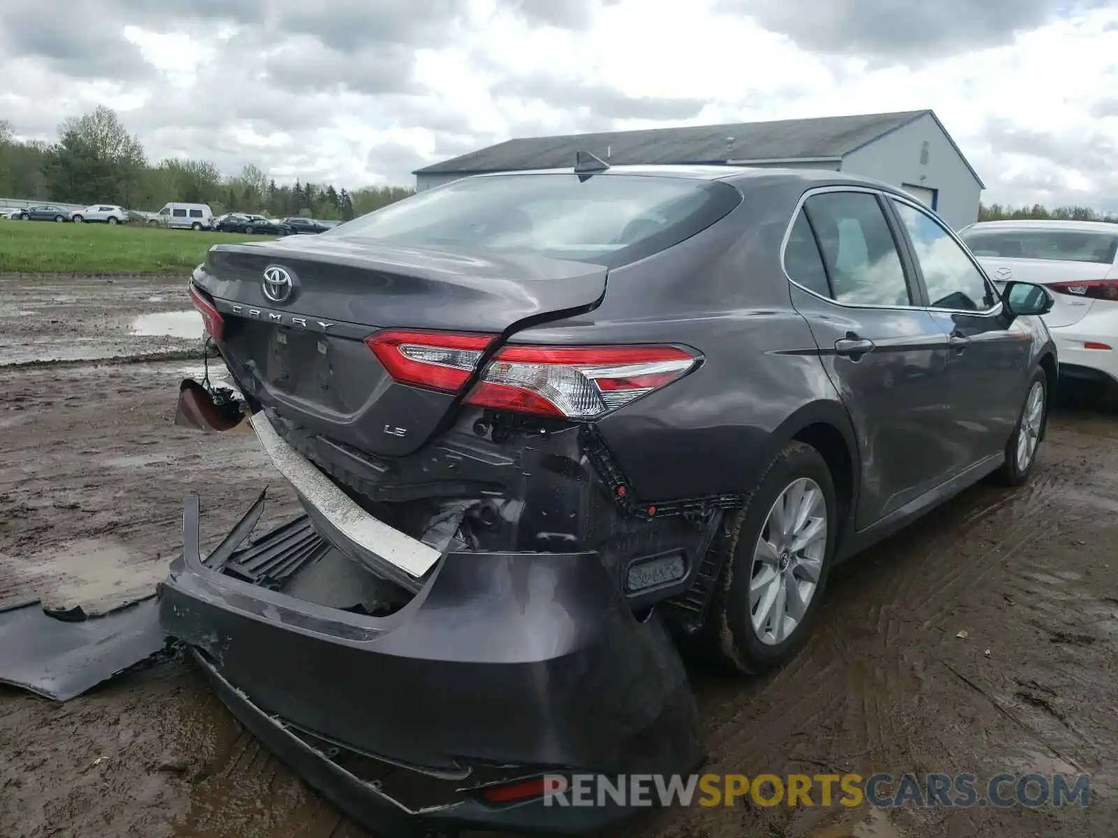 4 Photograph of a damaged car 4T1C11AK6LU915766 TOYOTA CAMRY 2020