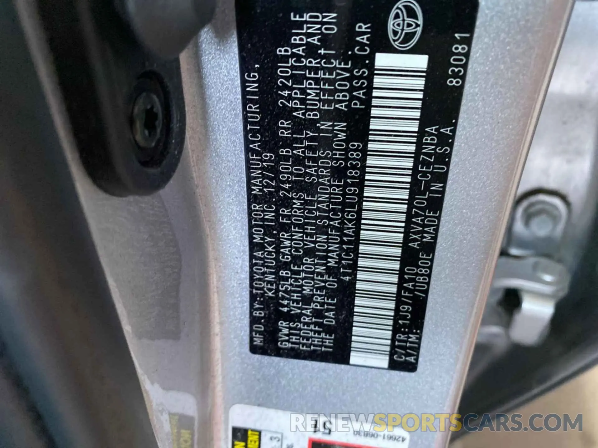 11 Photograph of a damaged car 4T1C11AK6LU918389 TOYOTA CAMRY 2020