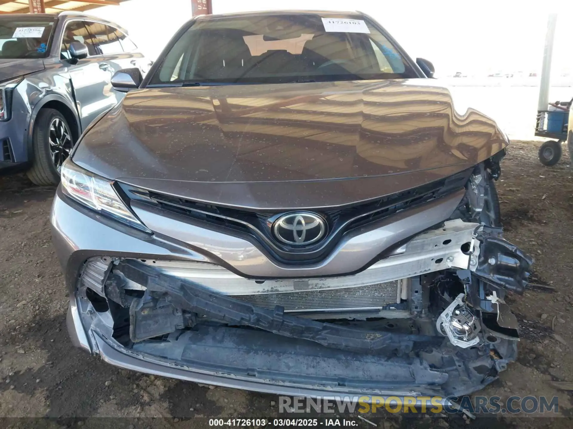 13 Photograph of a damaged car 4T1C11AK6LU919672 TOYOTA CAMRY 2020