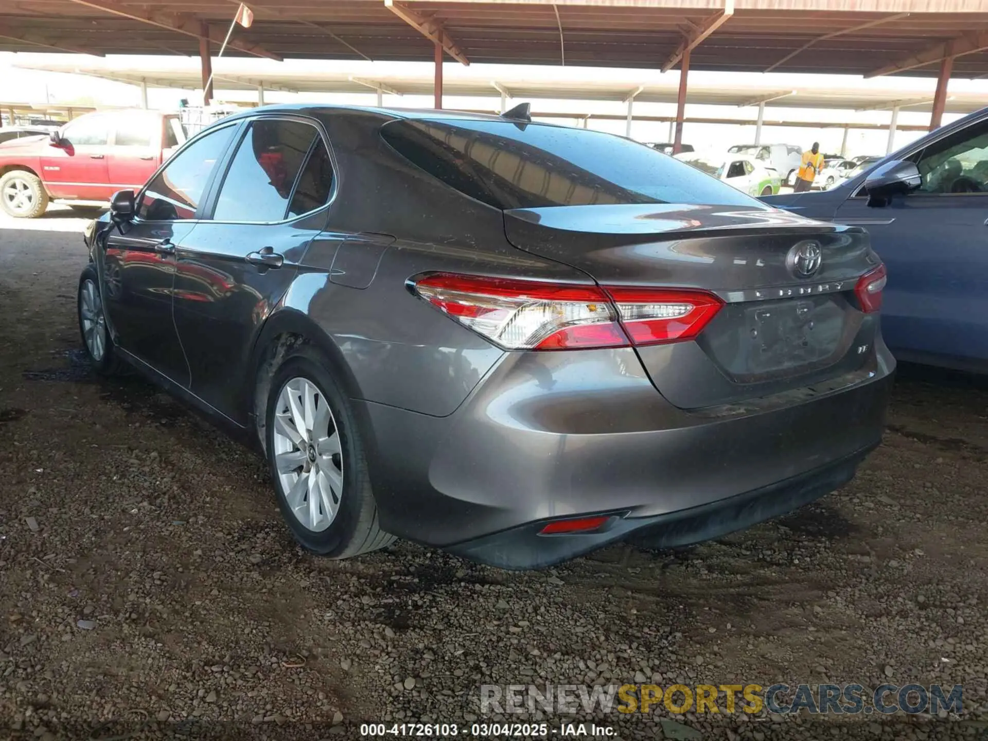 3 Photograph of a damaged car 4T1C11AK6LU919672 TOYOTA CAMRY 2020