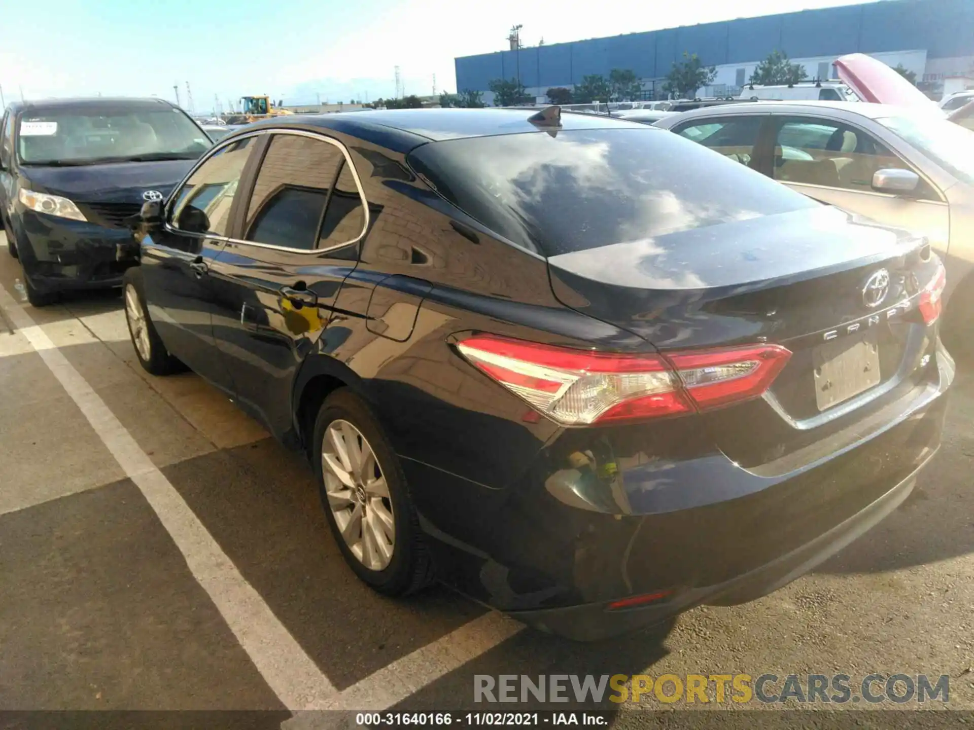 3 Photograph of a damaged car 4T1C11AK6LU927304 TOYOTA CAMRY 2020