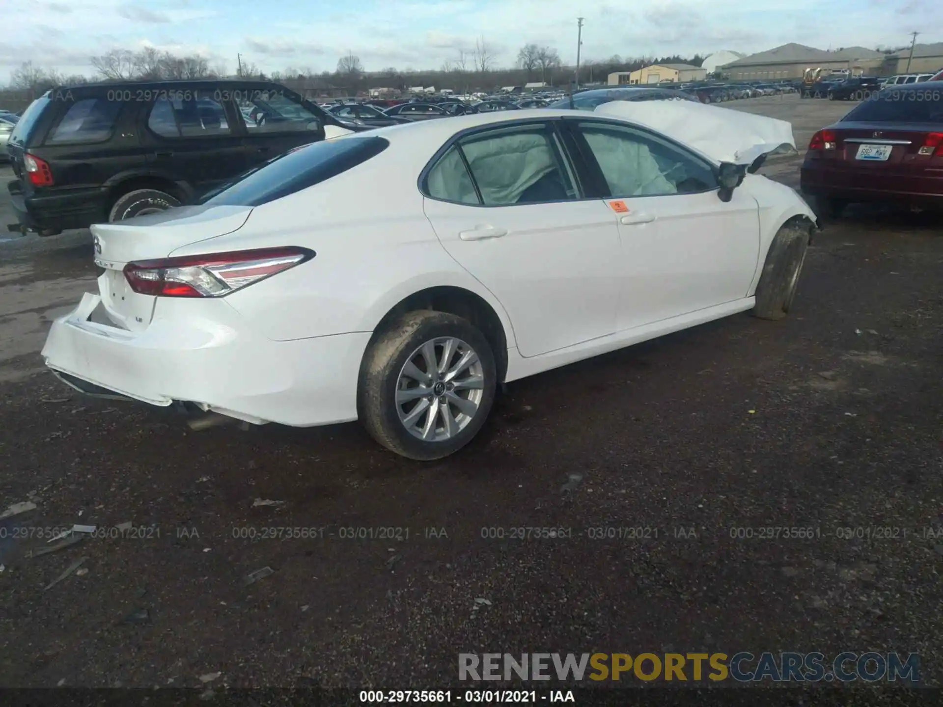 4 Photograph of a damaged car 4T1C11AK6LU929795 TOYOTA CAMRY 2020