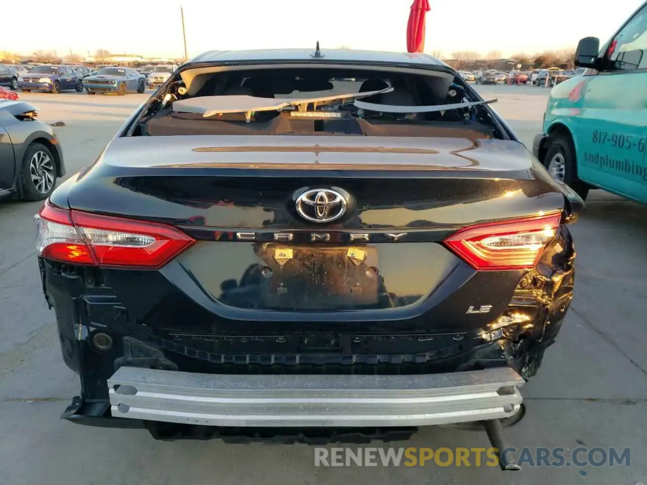 6 Photograph of a damaged car 4T1C11AK6LU939968 TOYOTA CAMRY 2020