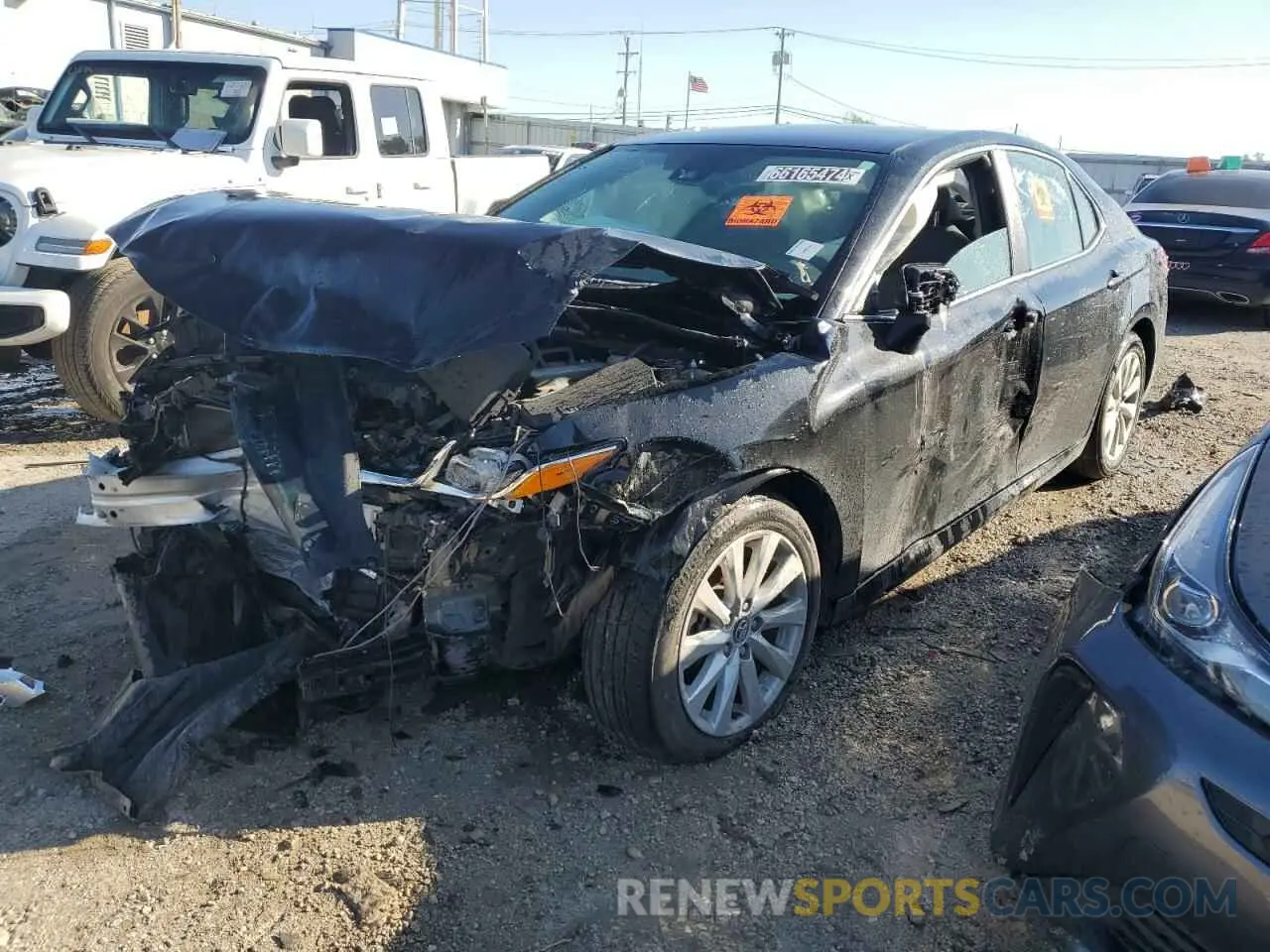 1 Photograph of a damaged car 4T1C11AK6LU940263 TOYOTA CAMRY 2020