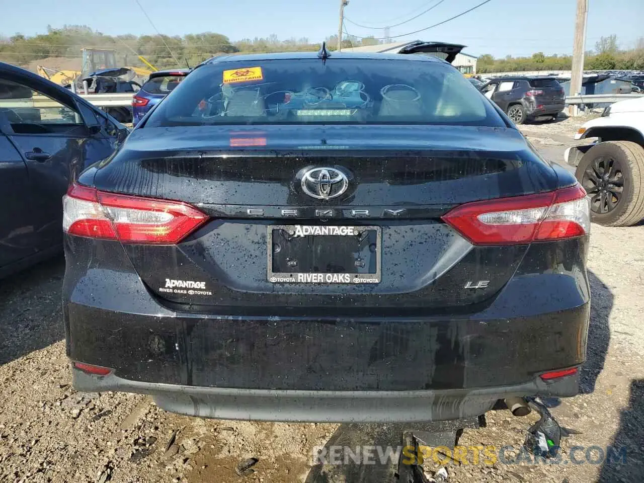 6 Photograph of a damaged car 4T1C11AK6LU940263 TOYOTA CAMRY 2020