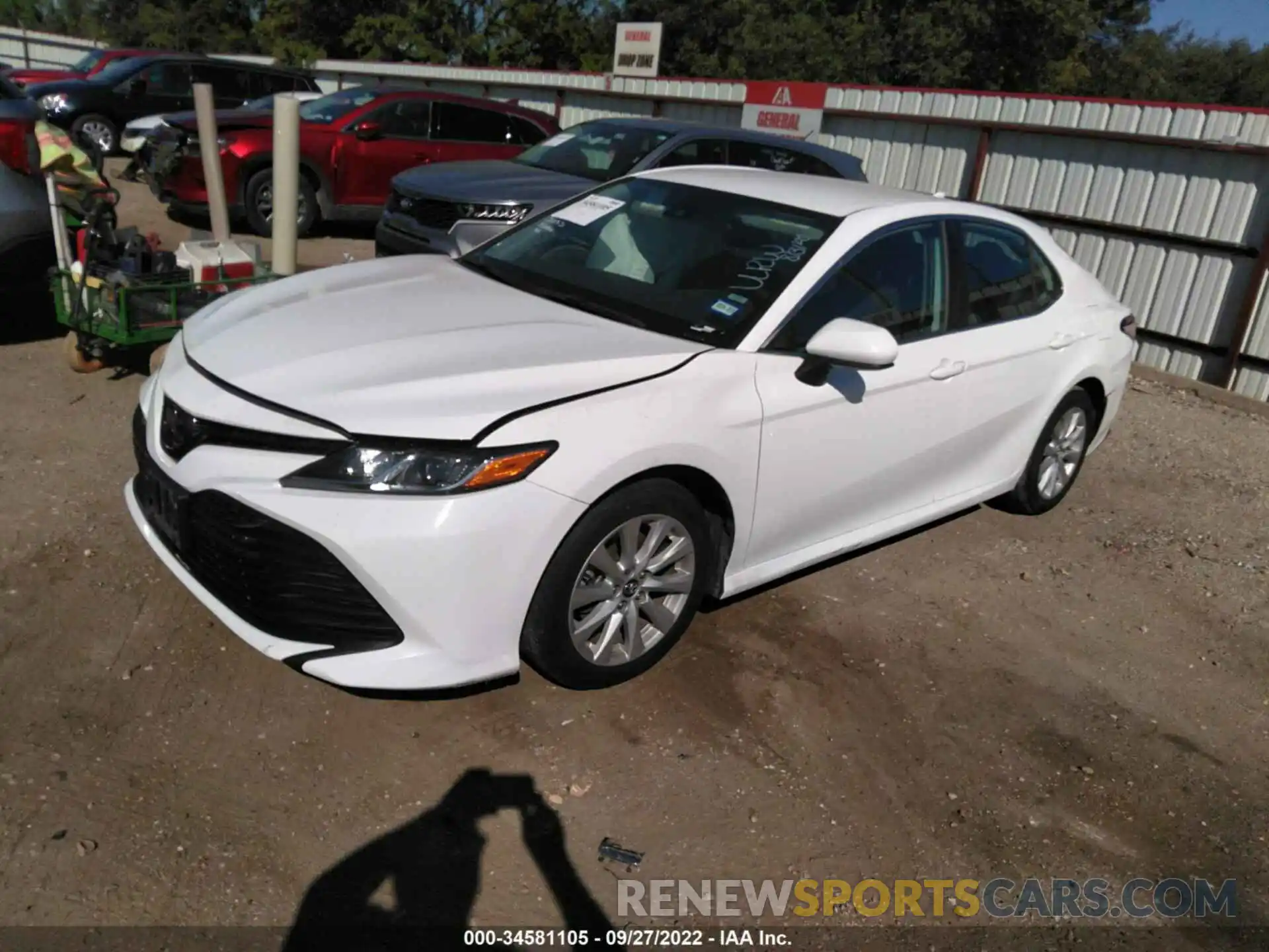 2 Photograph of a damaged car 4T1C11AK6LU942417 TOYOTA CAMRY 2020