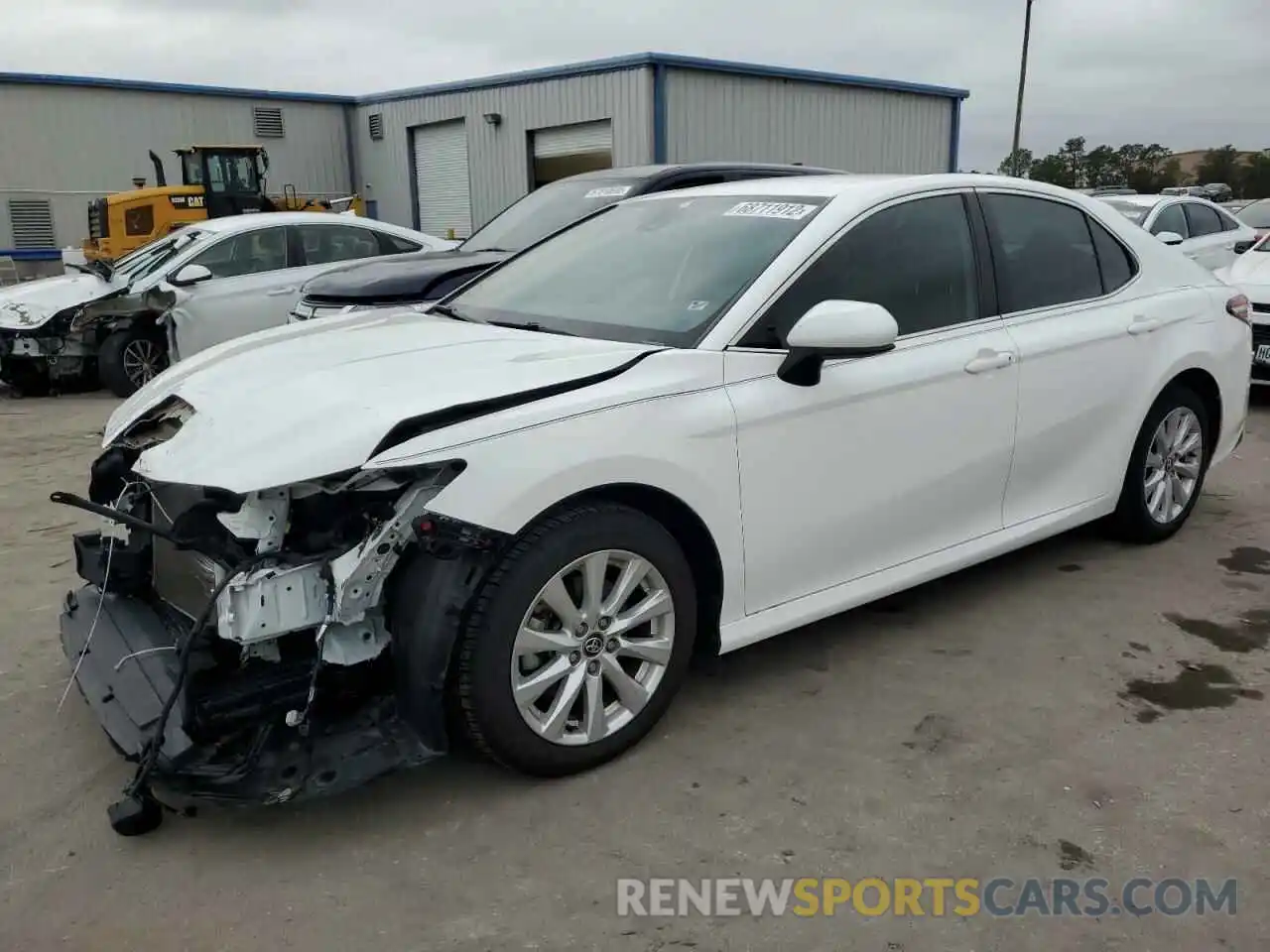 1 Photograph of a damaged car 4T1C11AK6LU943809 TOYOTA CAMRY 2020