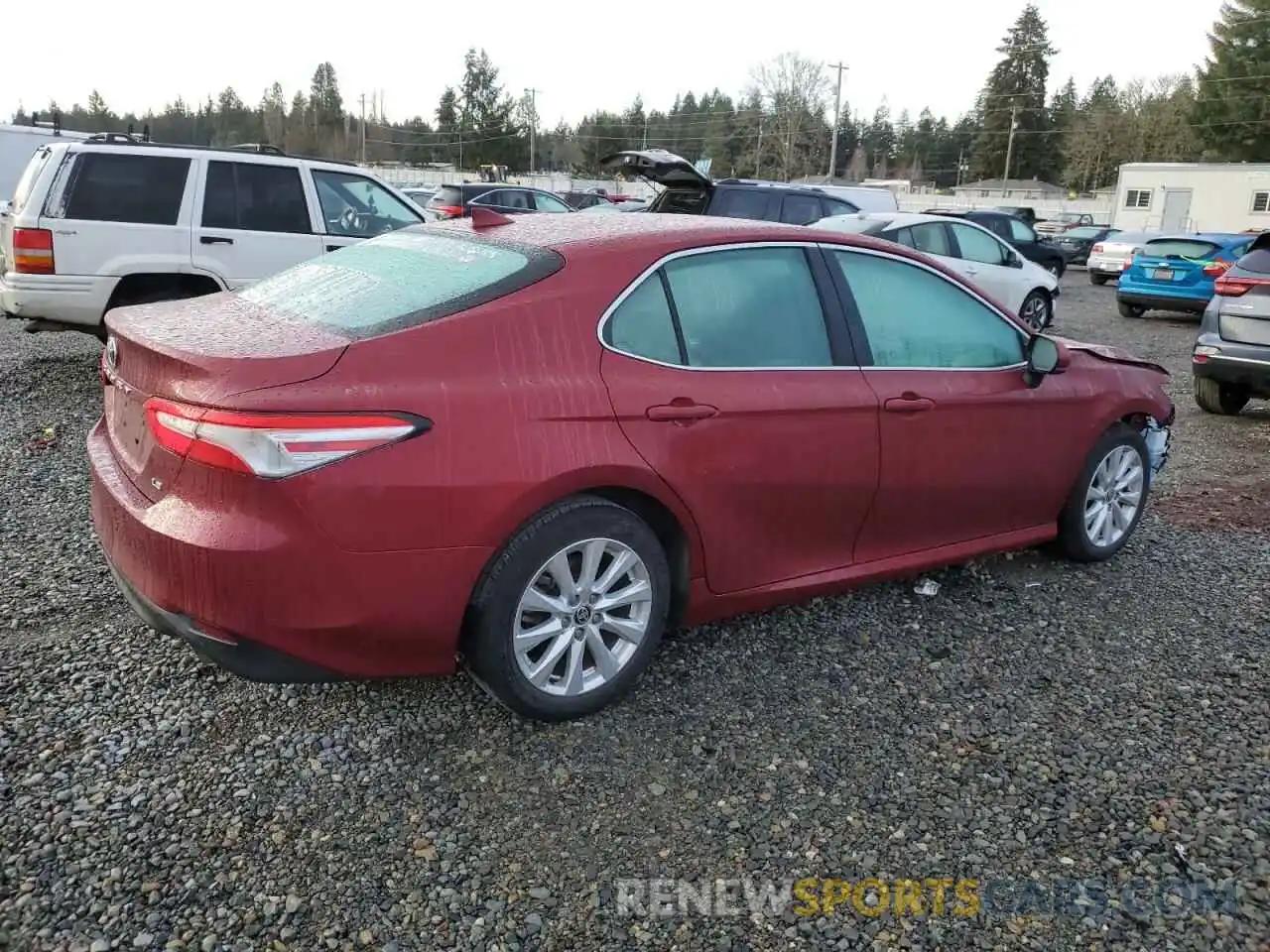 3 Photograph of a damaged car 4T1C11AK6LU947052 TOYOTA CAMRY 2020