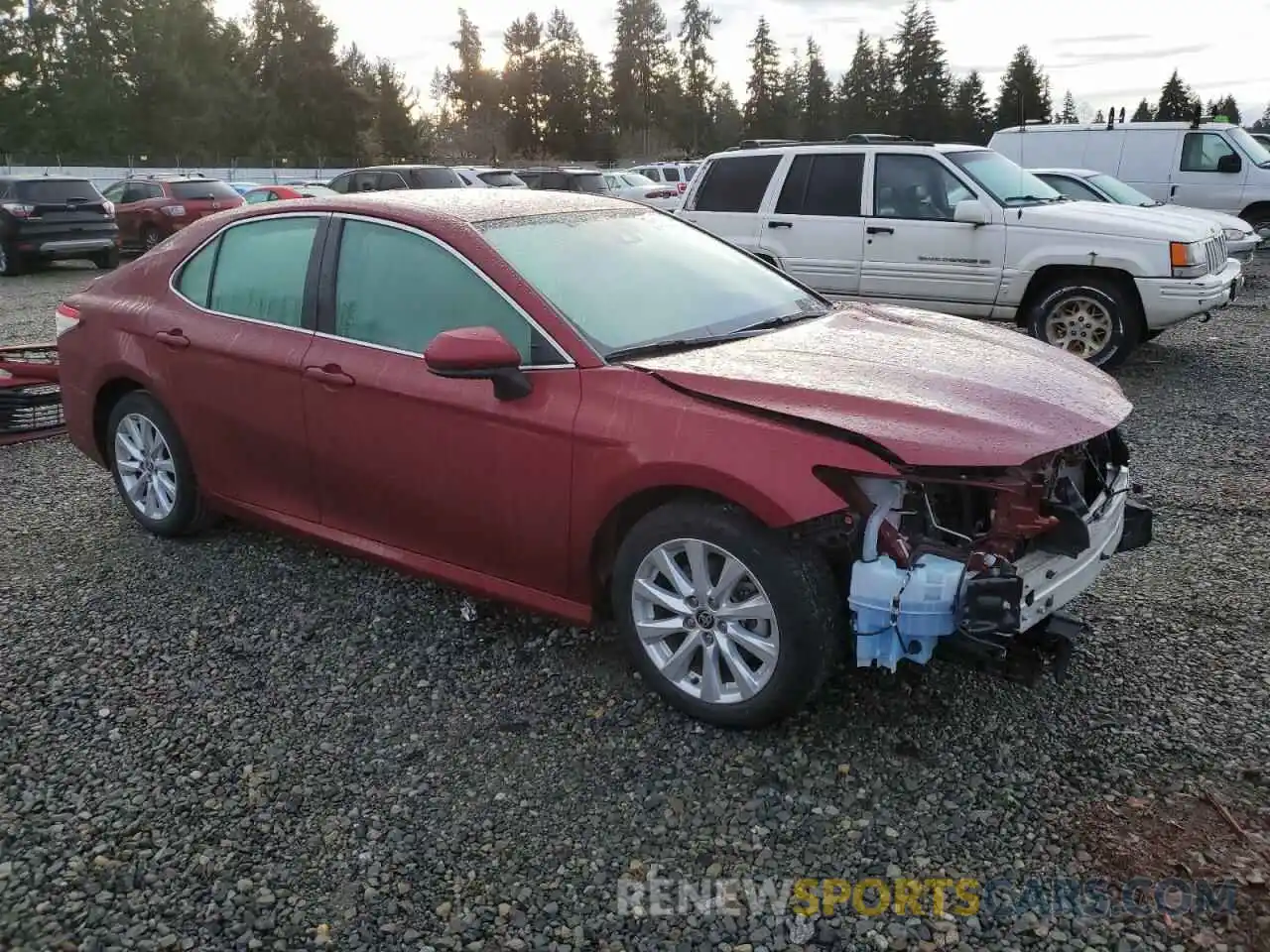 4 Photograph of a damaged car 4T1C11AK6LU947052 TOYOTA CAMRY 2020