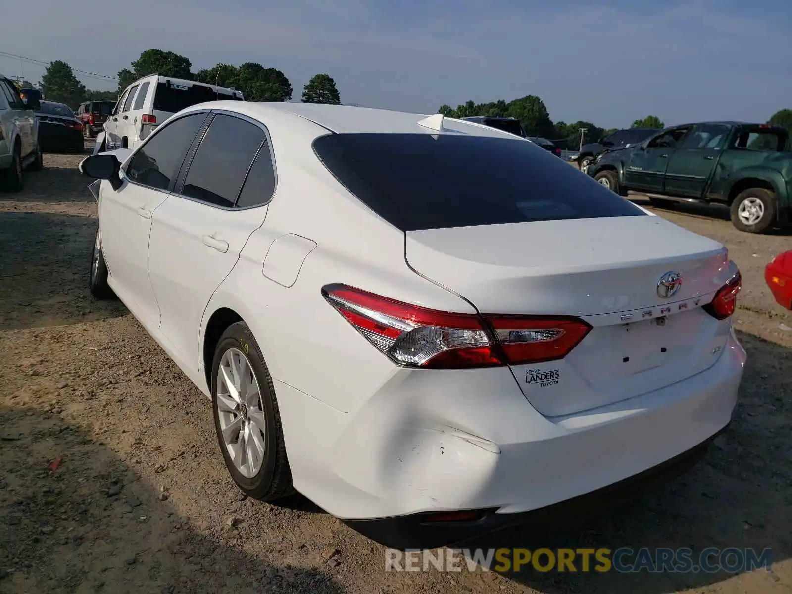 3 Photograph of a damaged car 4T1C11AK6LU953448 TOYOTA CAMRY 2020